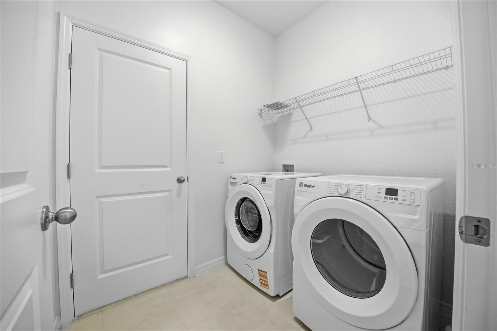 Image 19 of 59 For 37411 Roanoke River Way