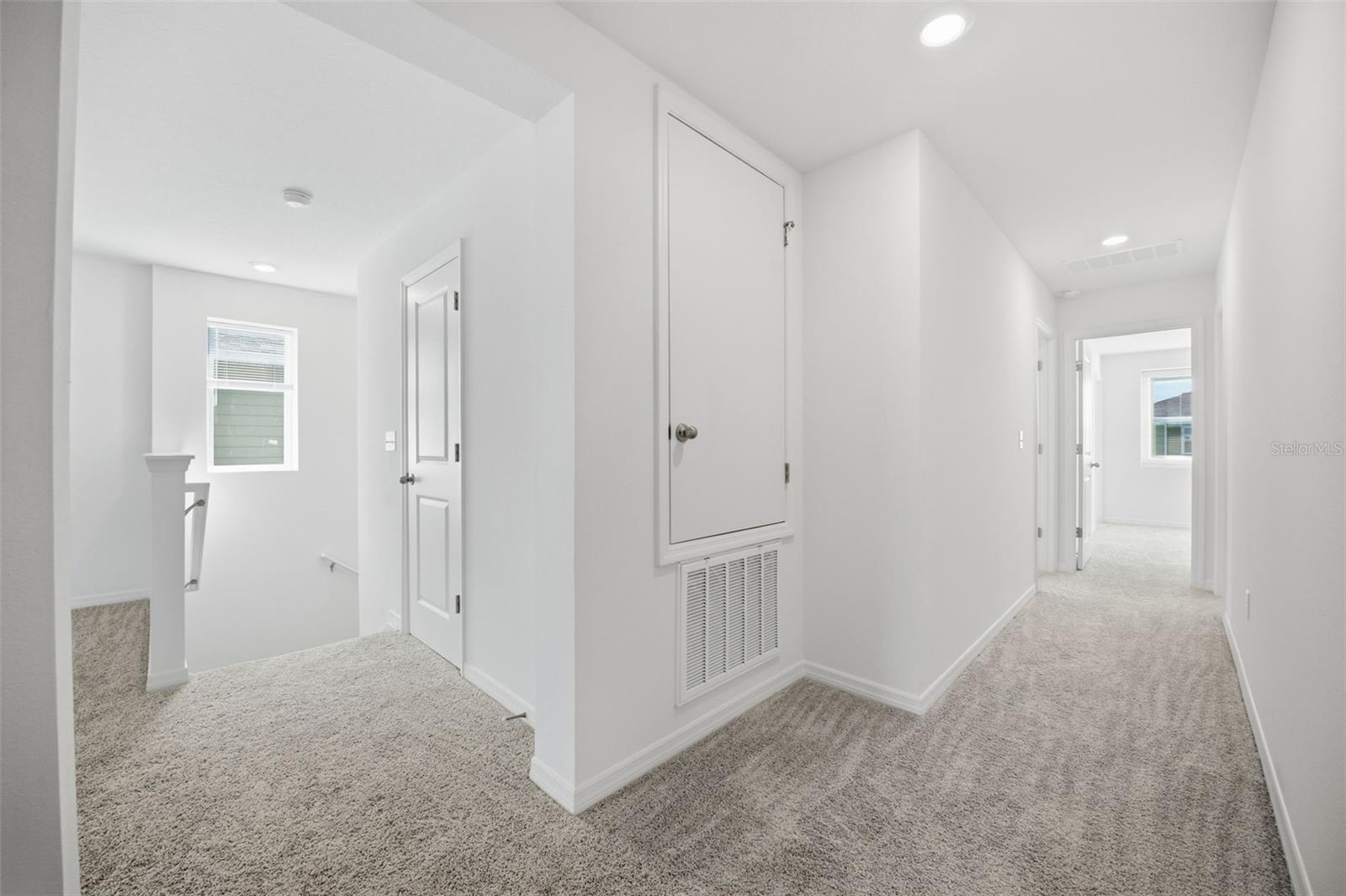 Image 23 of 59 For 37411 Roanoke River Way