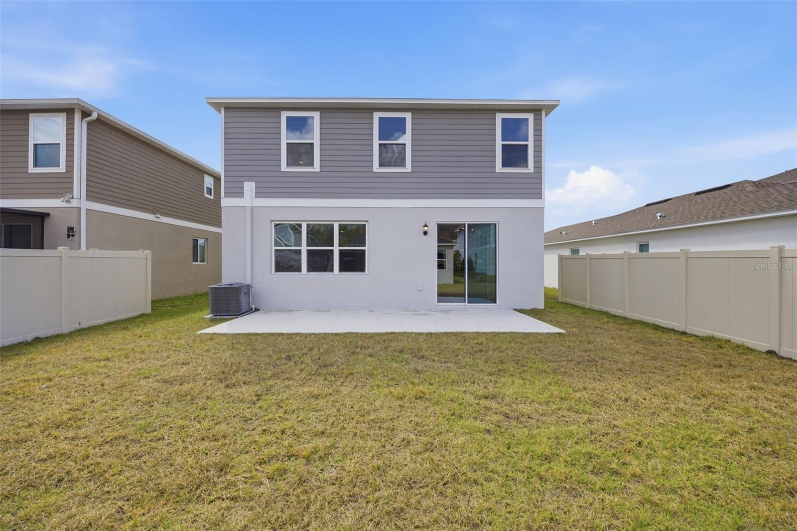 Image 42 of 59 For 37411 Roanoke River Way