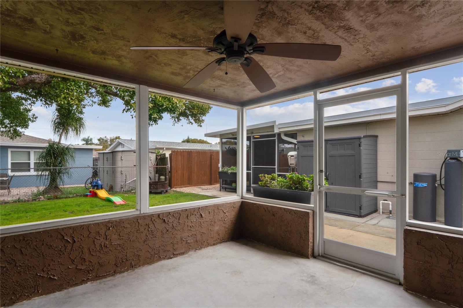 Image 24 of 37 For 6805 Altavista Street