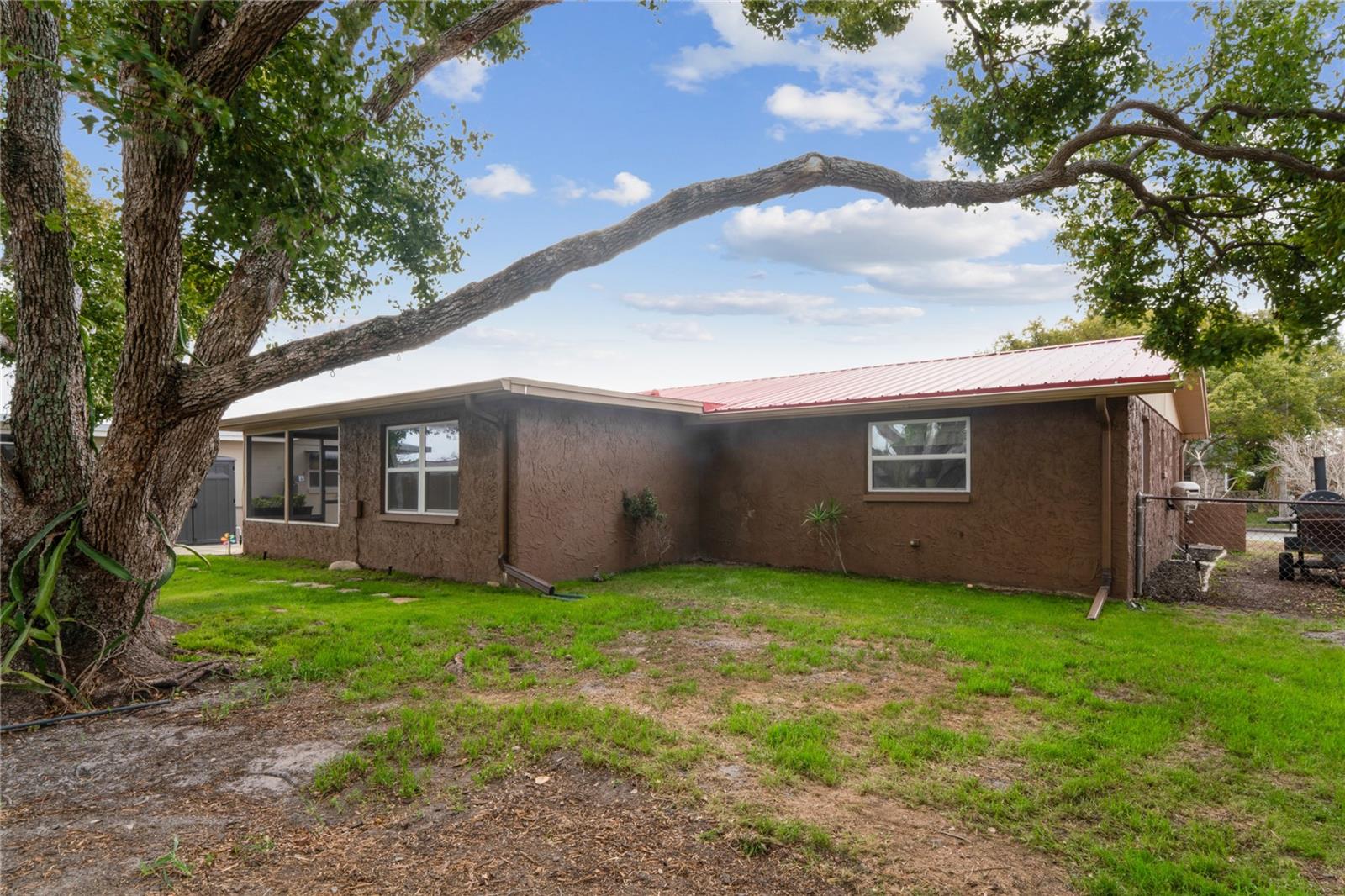 Image 27 of 37 For 6805 Altavista Street