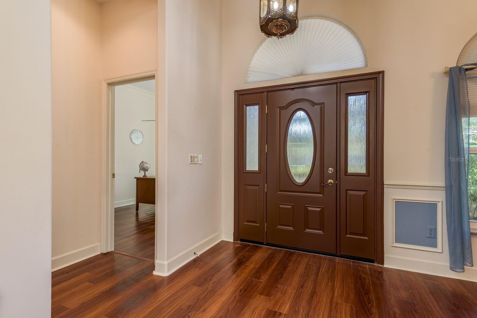 Image 3 of 48 For 771 Weathersfield Drive