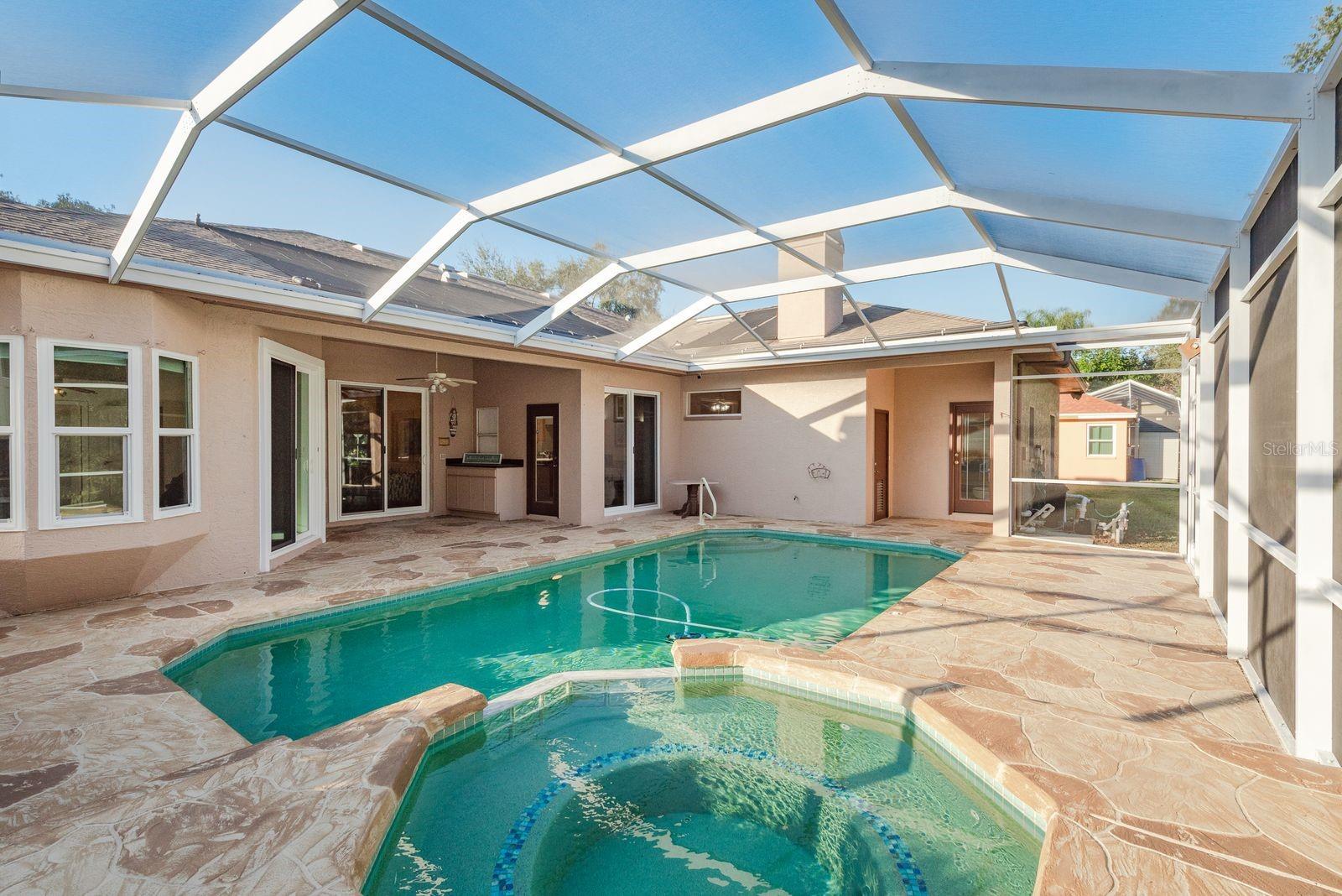 Image 38 of 48 For 771 Weathersfield Drive