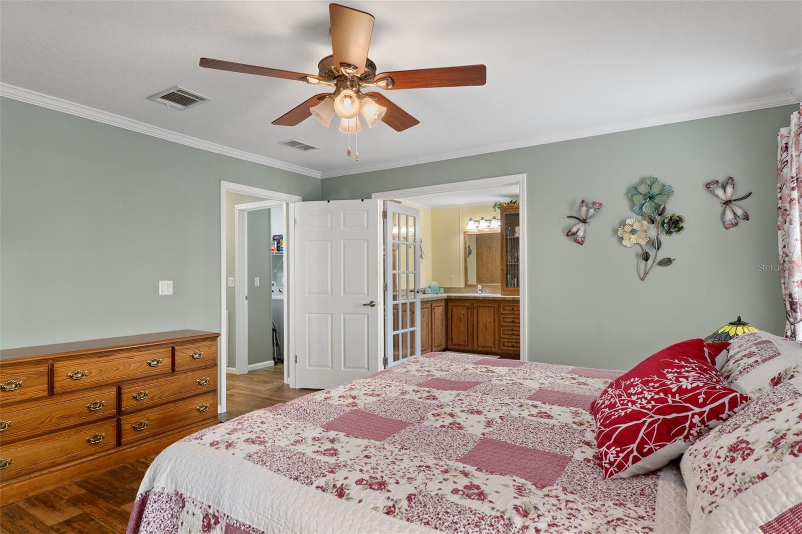 Image 18 of 38 For 37533 Gill Avenue