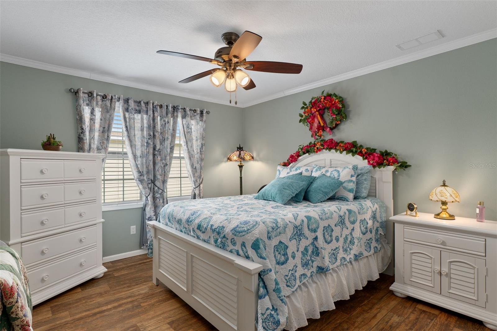 Image 22 of 38 For 37533 Gill Avenue