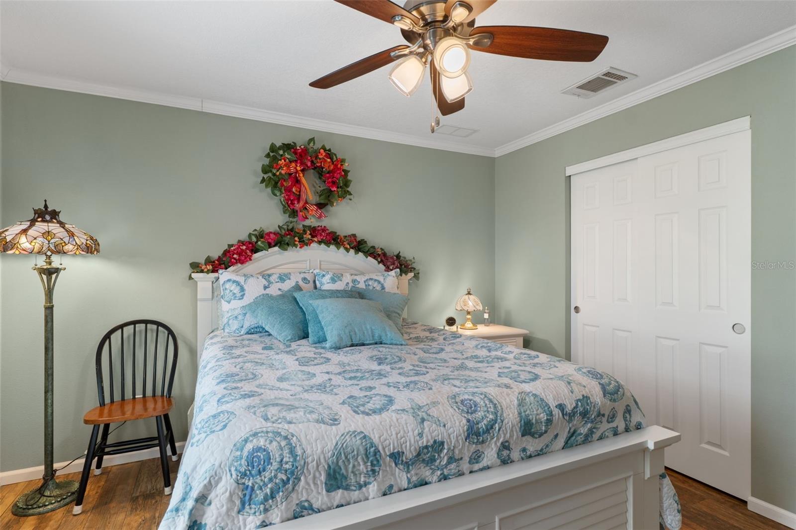 Image 23 of 38 For 37533 Gill Avenue