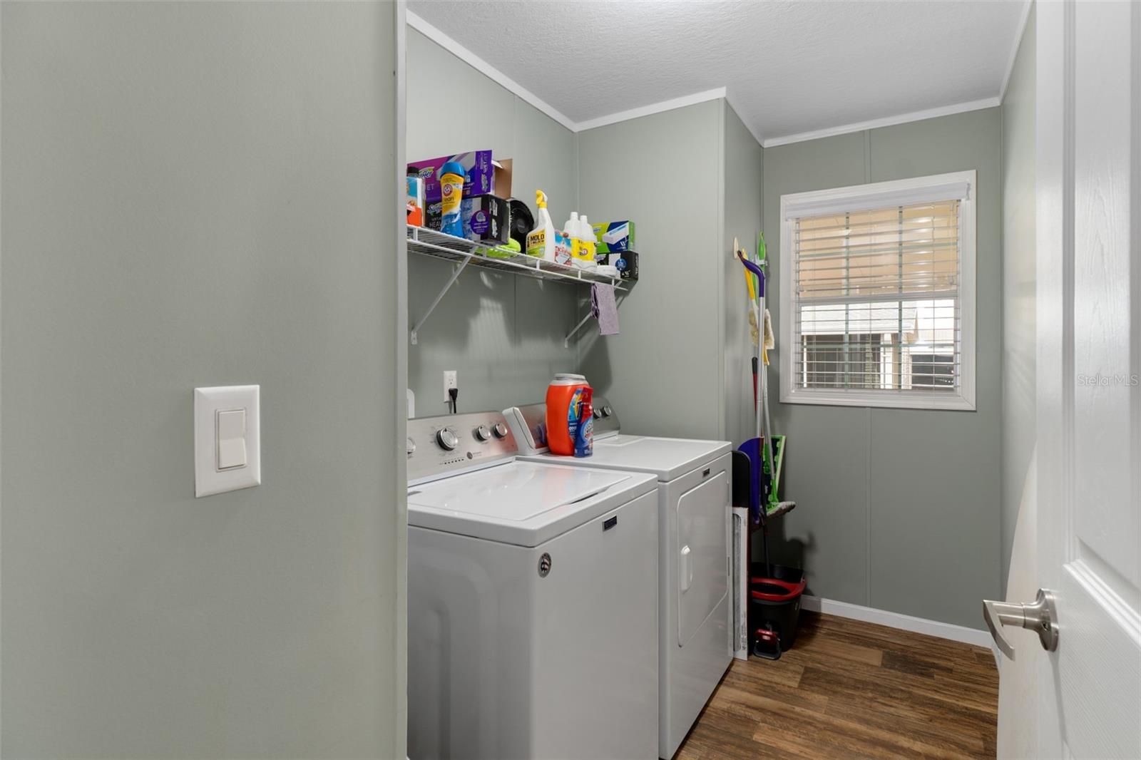 Image 26 of 38 For 37533 Gill Avenue