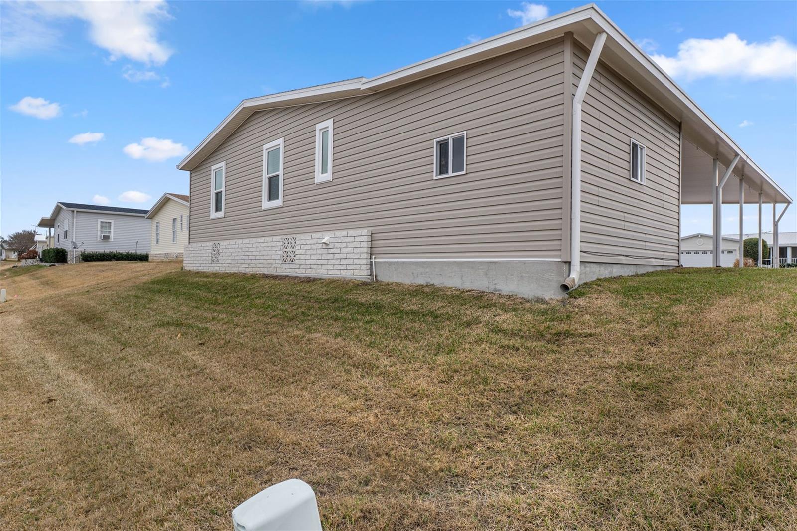 Image 33 of 38 For 37533 Gill Avenue