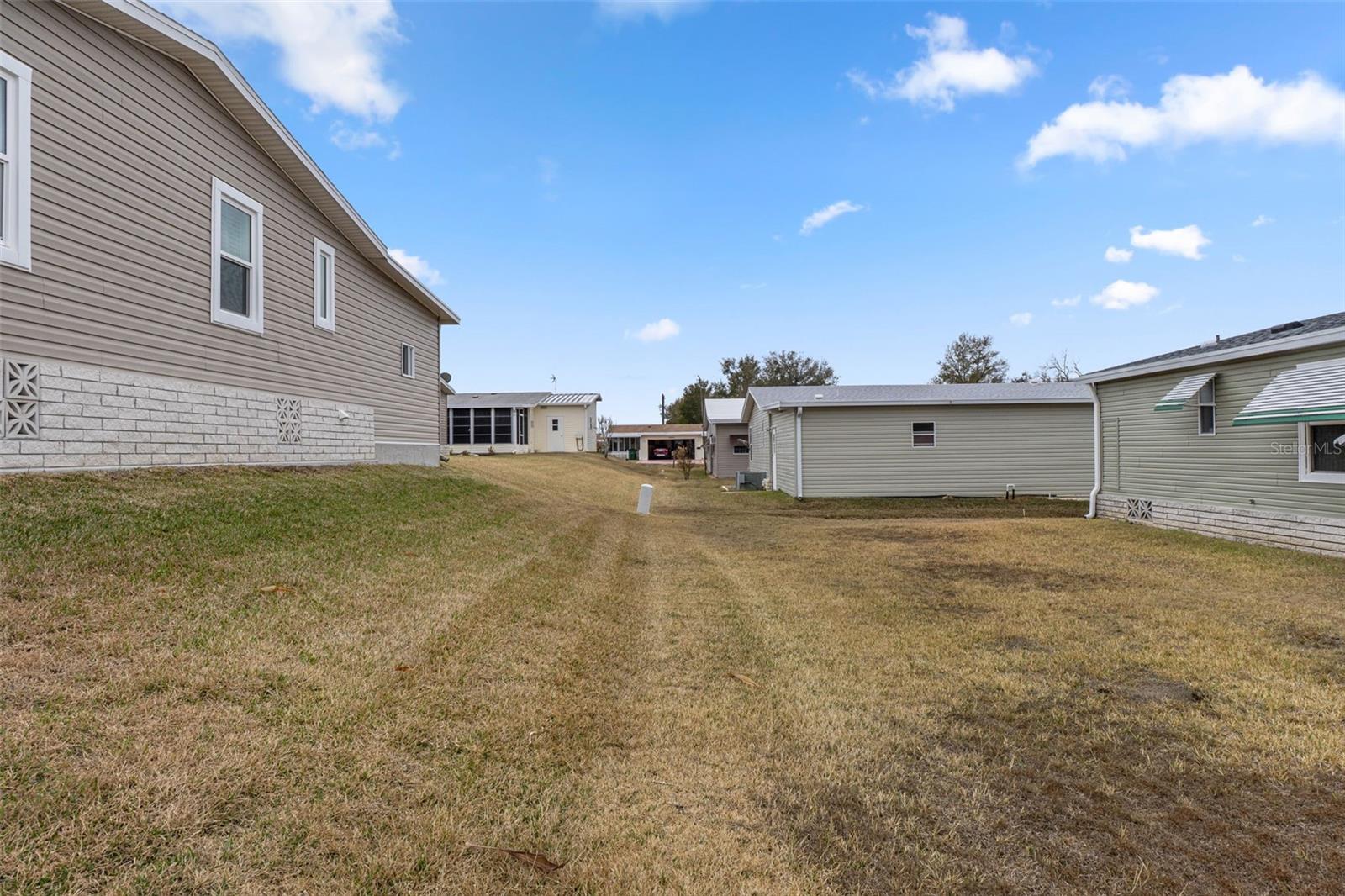 Image 34 of 38 For 37533 Gill Avenue