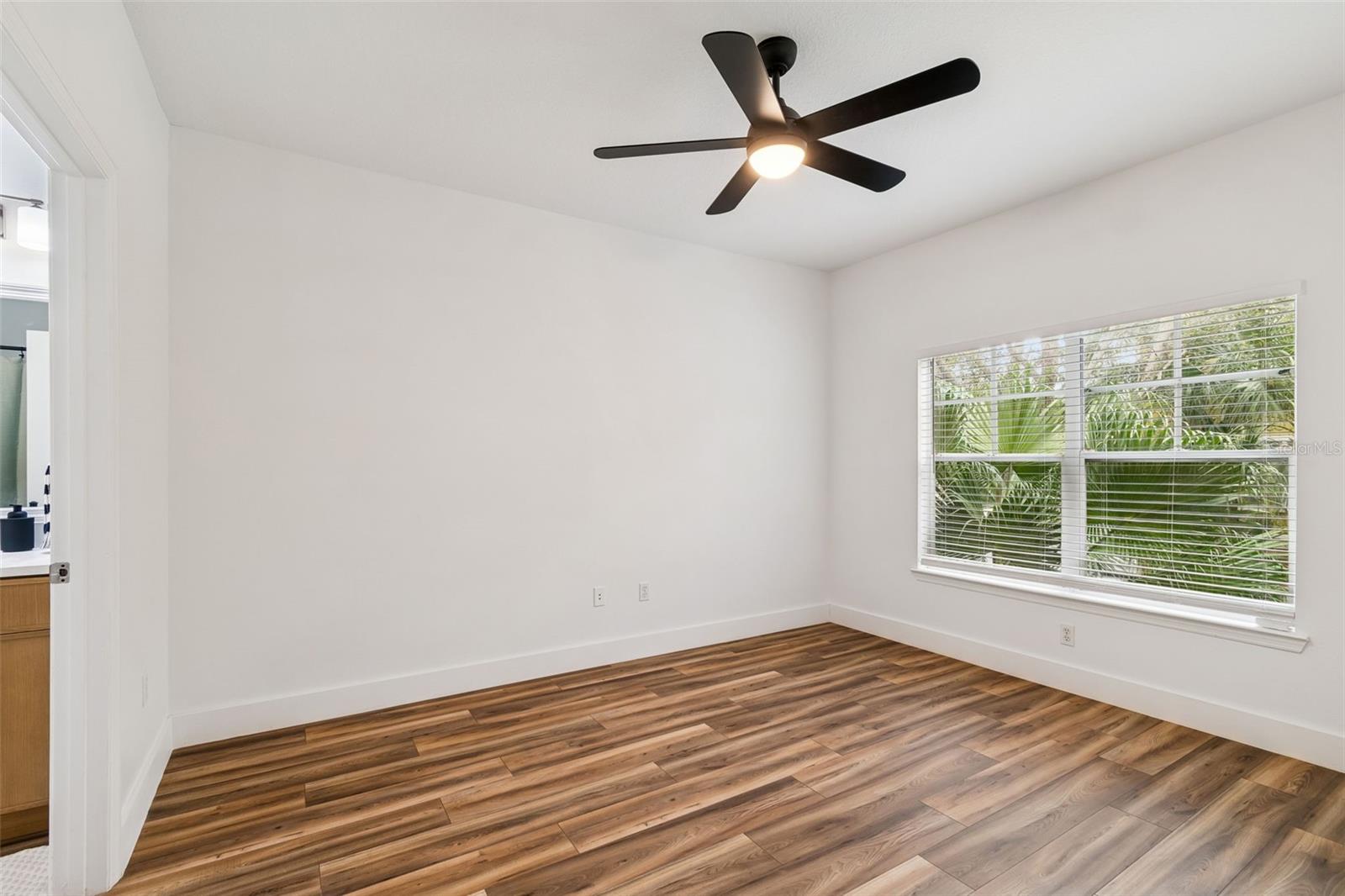 Image 17 of 36 For 4207 Dale Mabry Highway 9207