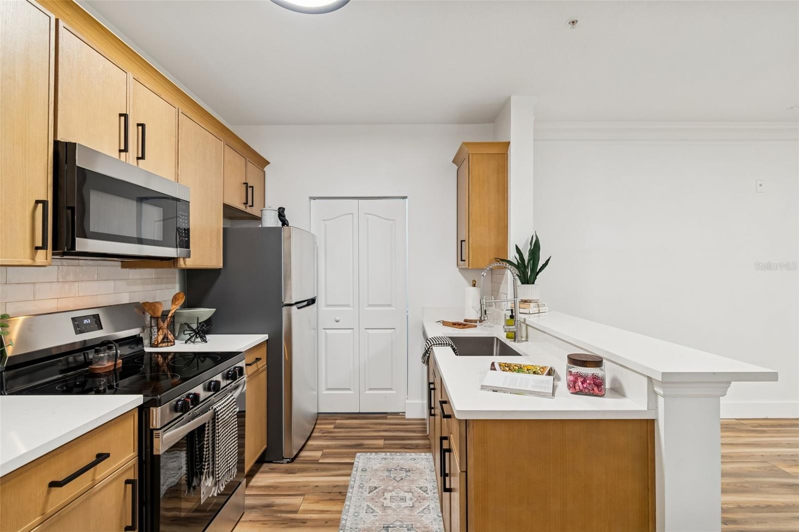 Image 6 of 36 For 4207 Dale Mabry Highway 9207