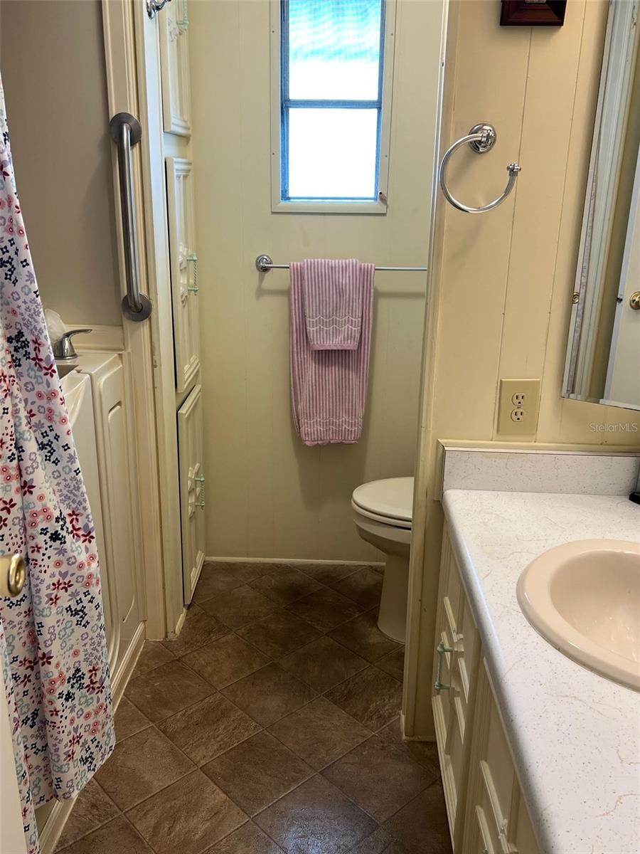 Listing photo id 16 for 29250 Us Highway 19 N 248