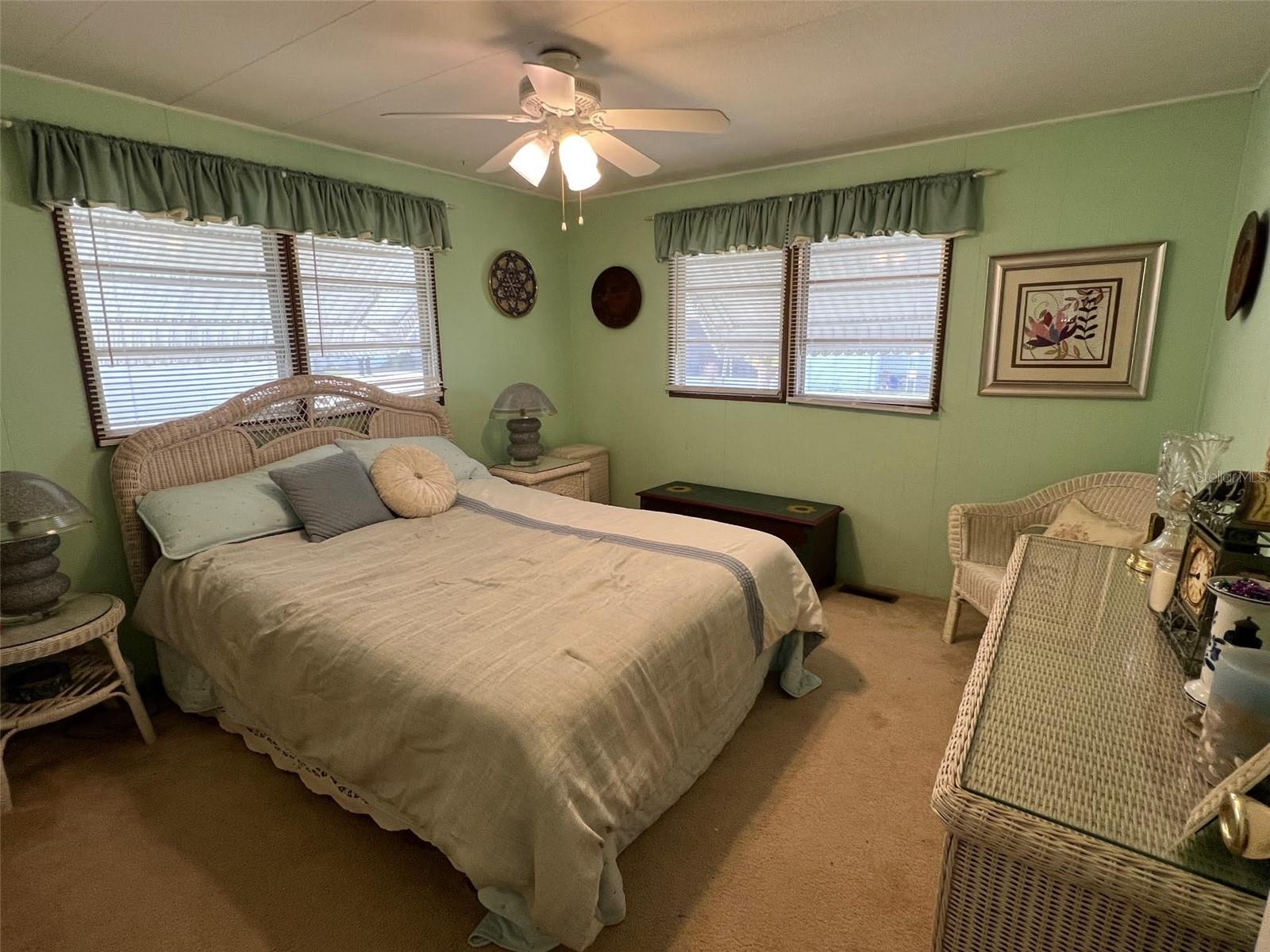 Listing photo id 19 for 29250 Us Highway 19 N 248