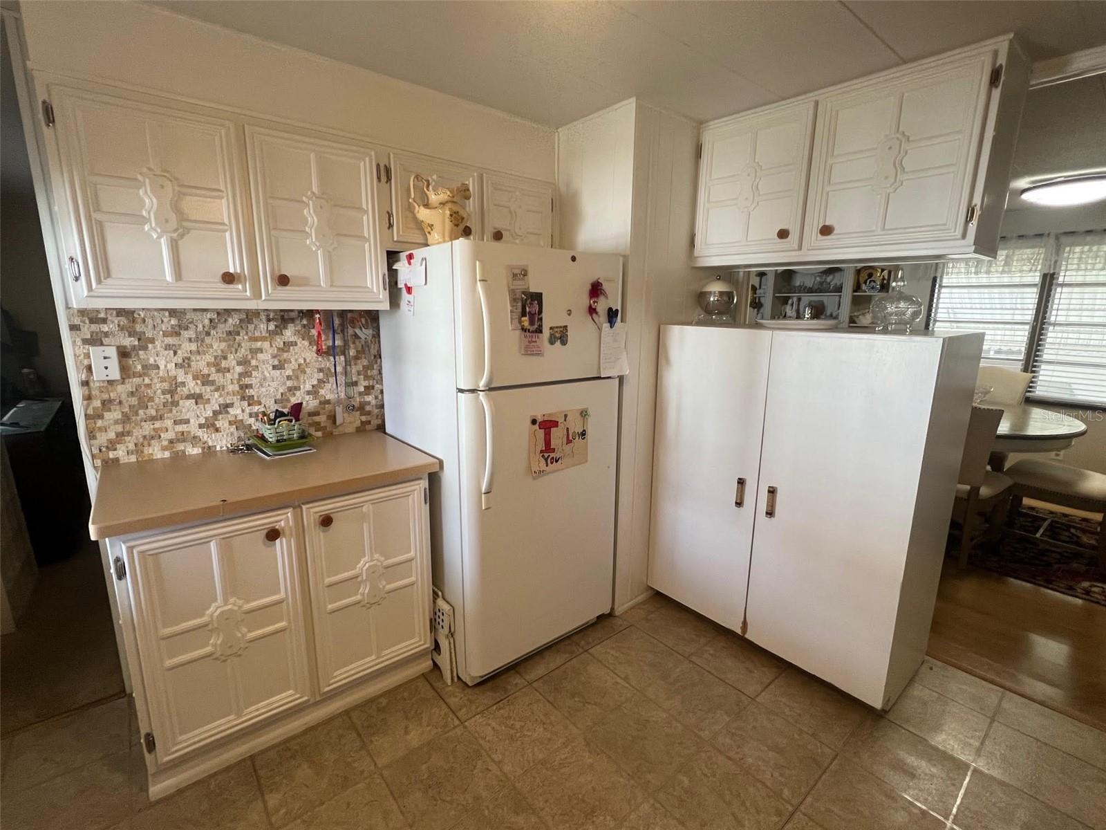 Listing photo id 5 for 29250 Us Highway 19 N 248