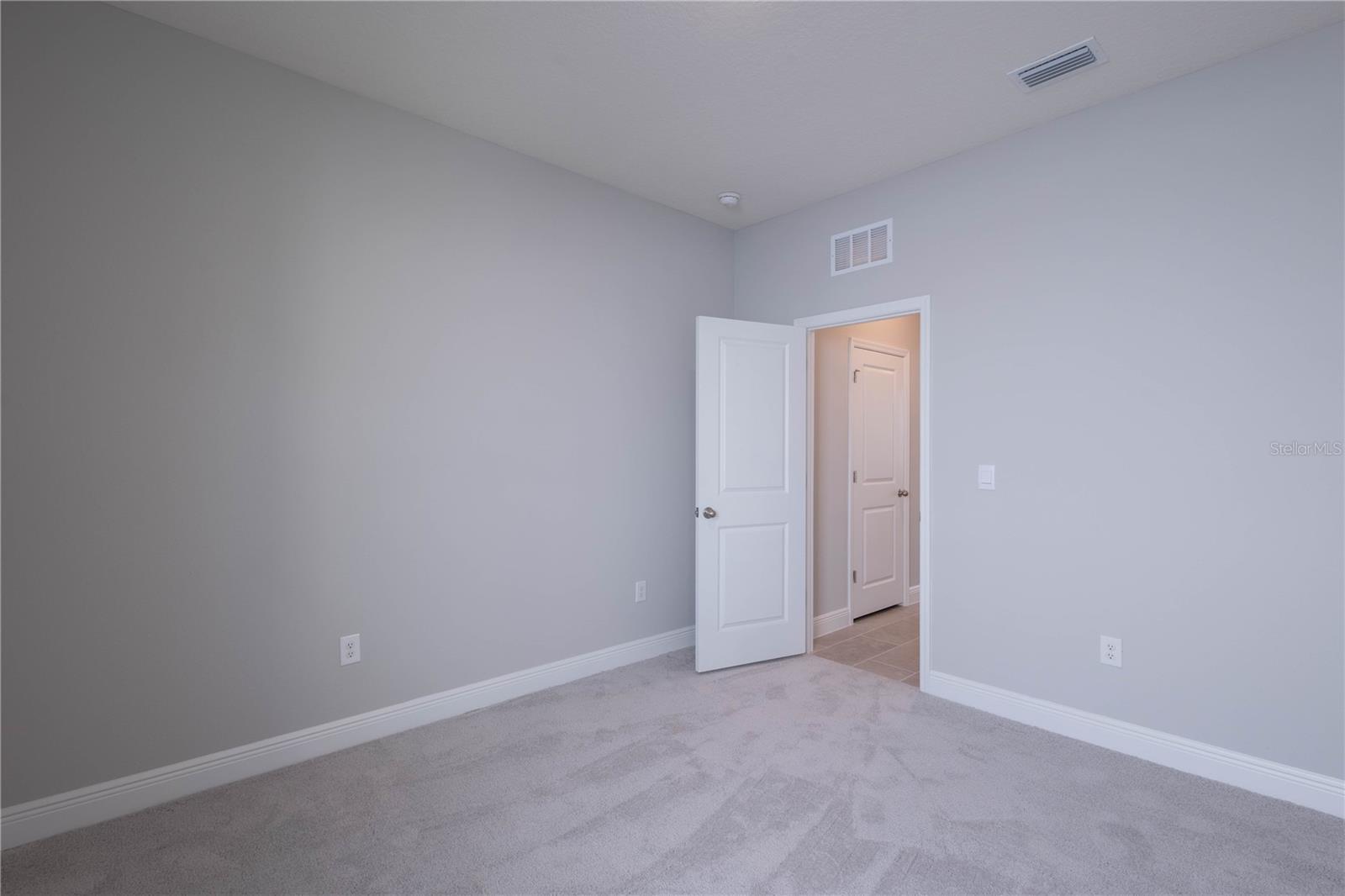 Image 13 of 35 For 345 Mangrove Manor Drive