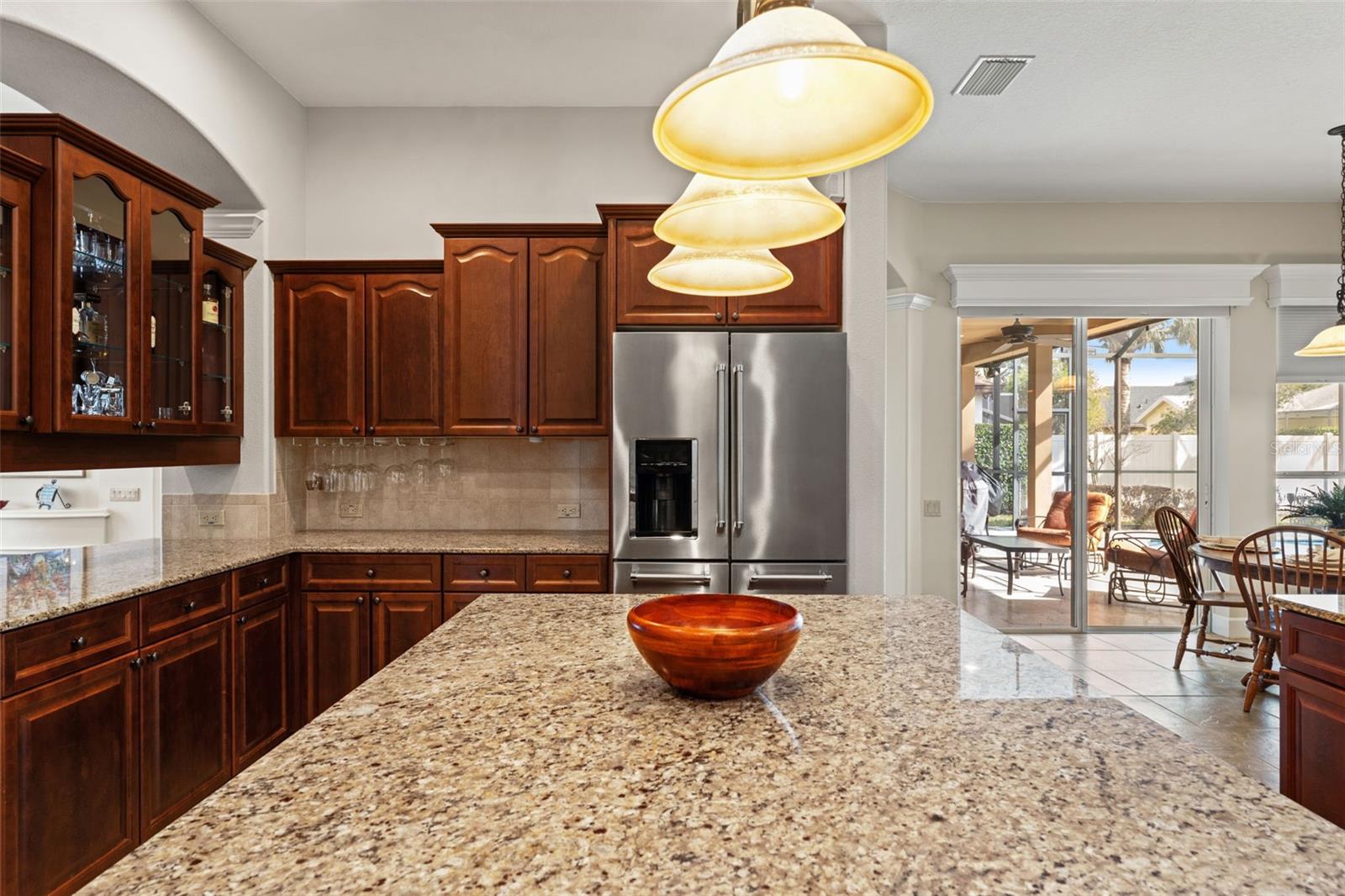 Image 19 of 75 For 19820 Strathmore Place