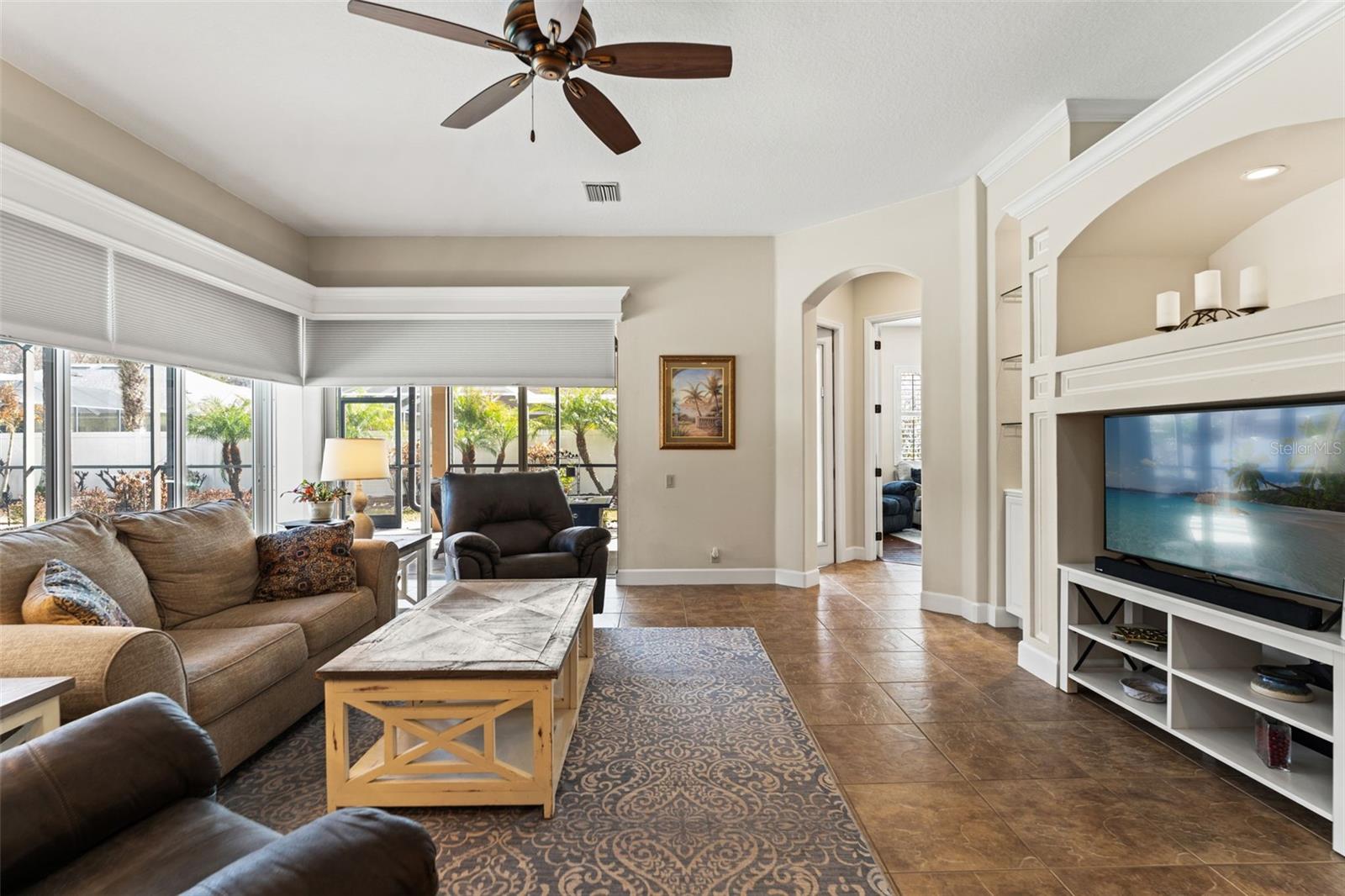 Image 22 of 75 For 19820 Strathmore Place