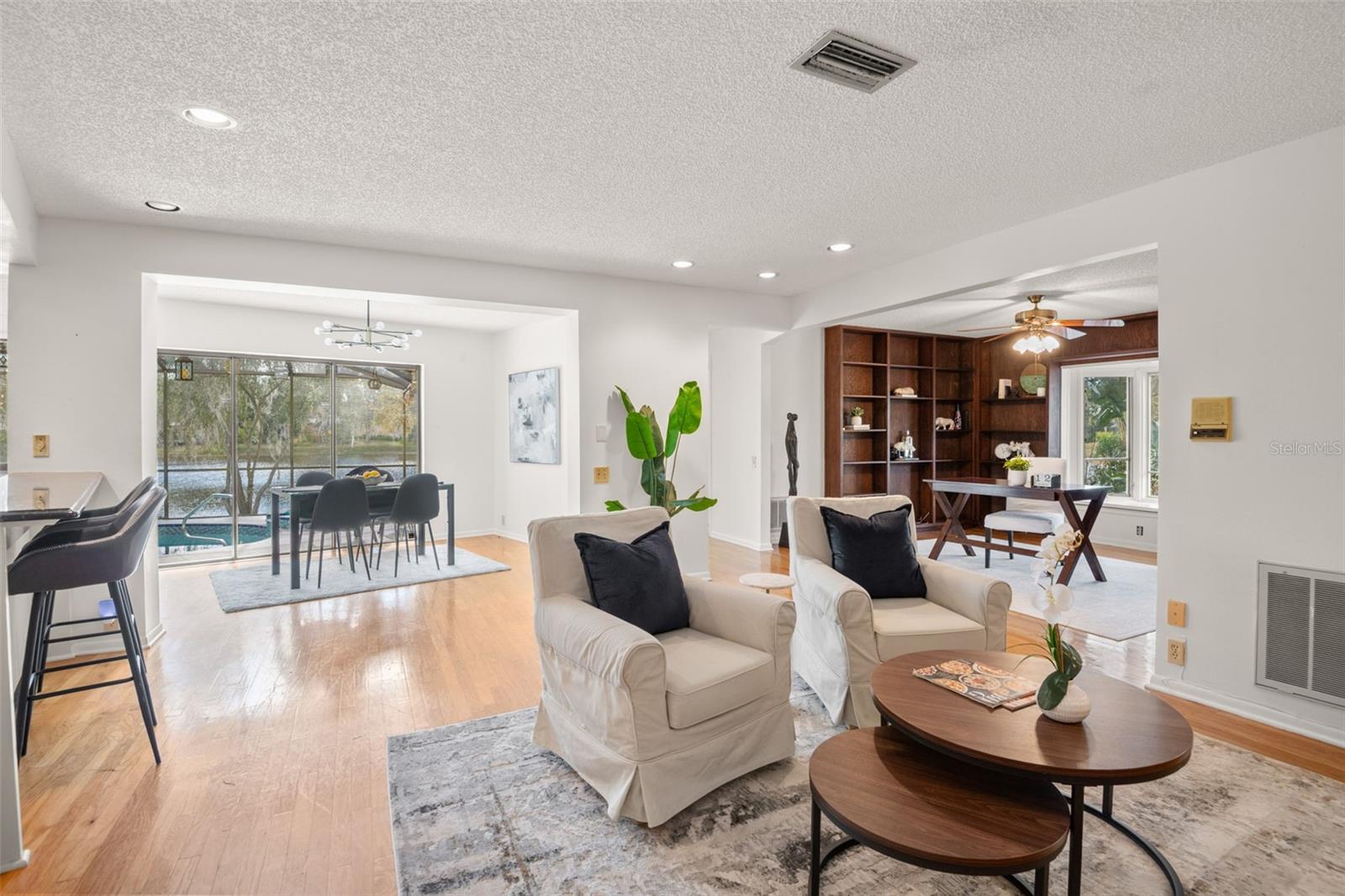 Image 14 of 51 For 3204 Autumn Drive