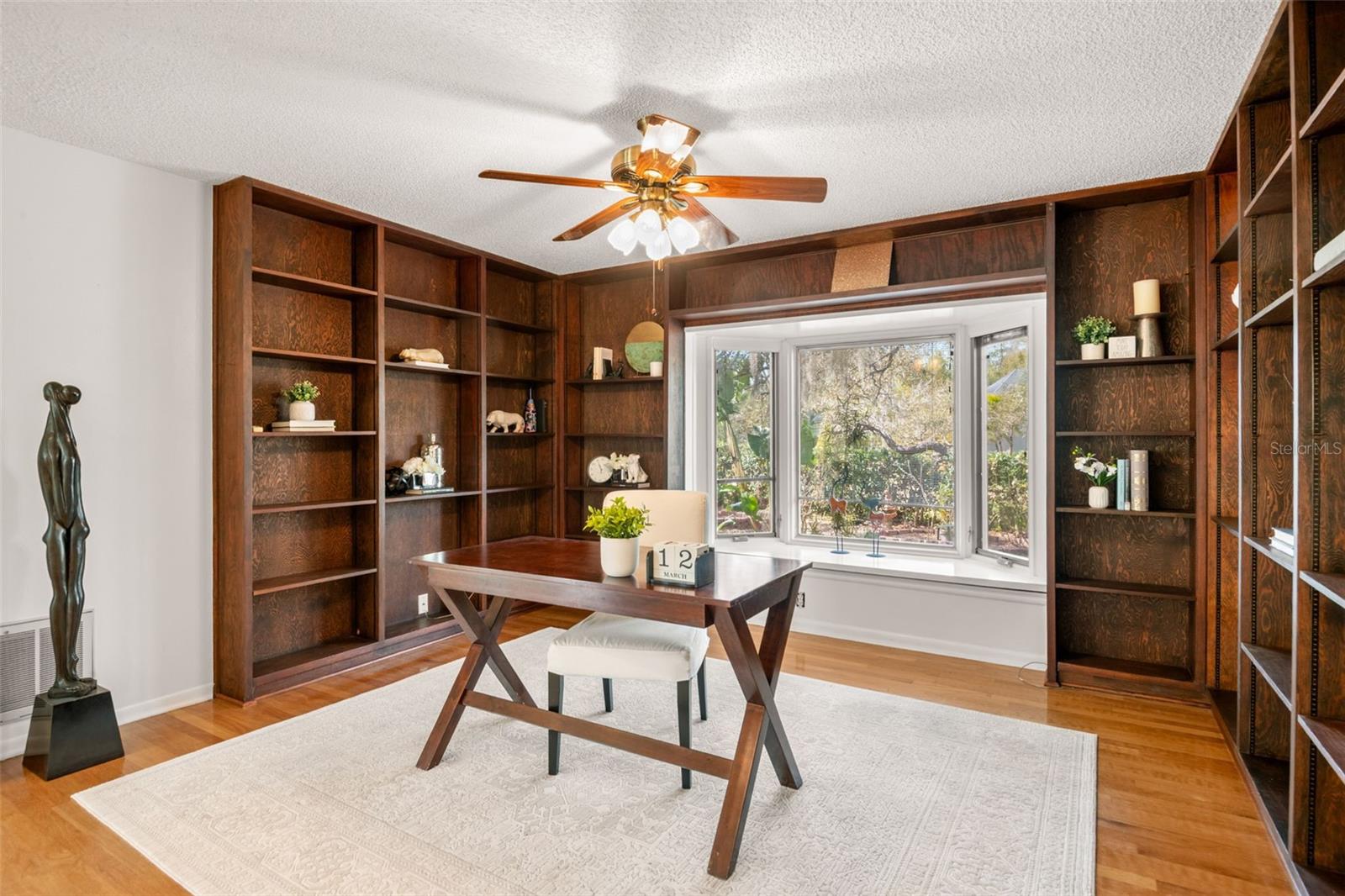 Image 18 of 51 For 3204 Autumn Drive