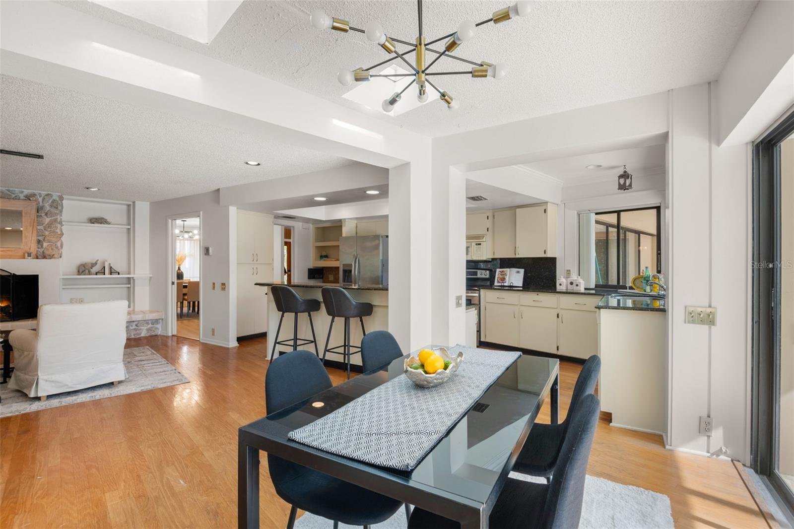 Image 22 of 51 For 3204 Autumn Drive