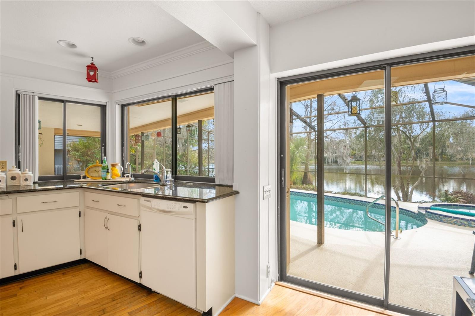 Image 24 of 51 For 3204 Autumn Drive