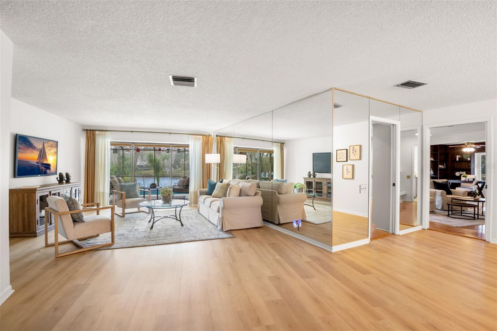 Image 6 of 51 For 3204 Autumn Drive