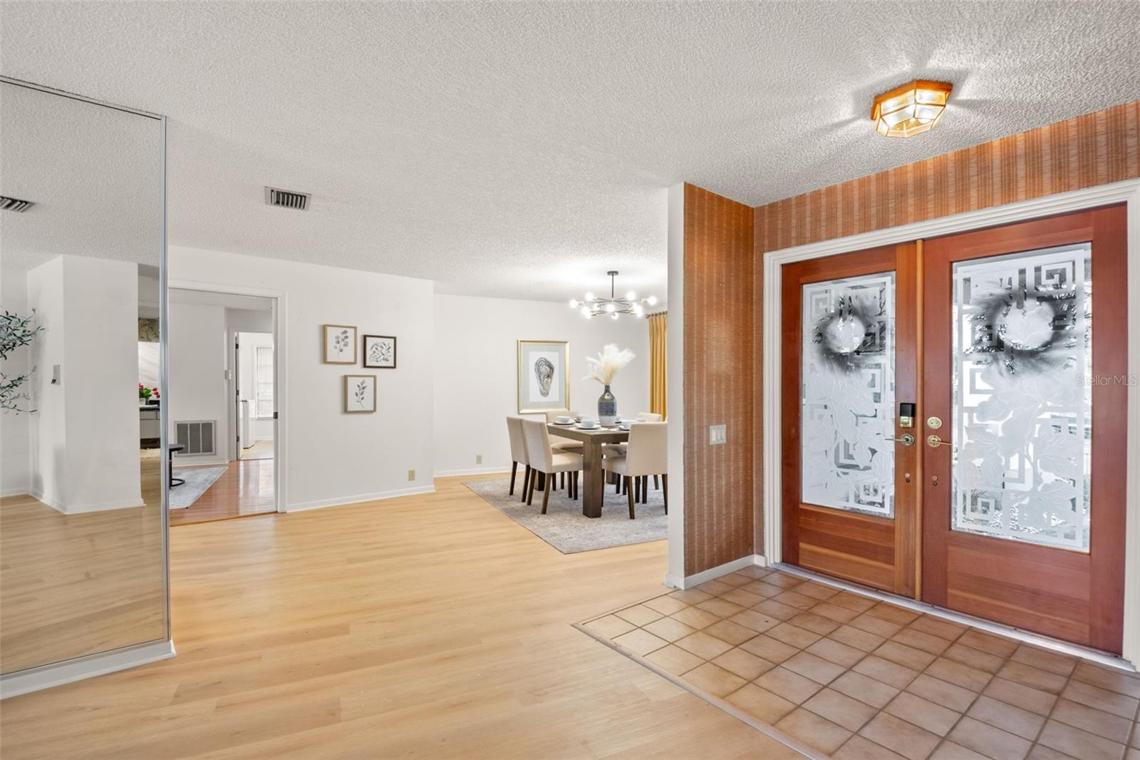 Image 7 of 51 For 3204 Autumn Drive