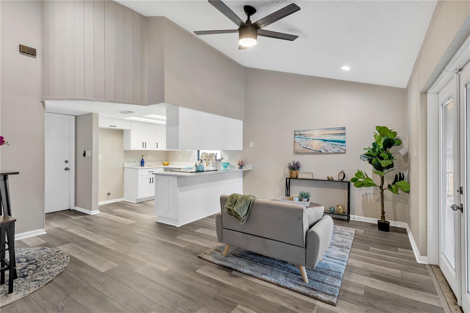 Image 7 of 27 For 3727 Coppertree Circle