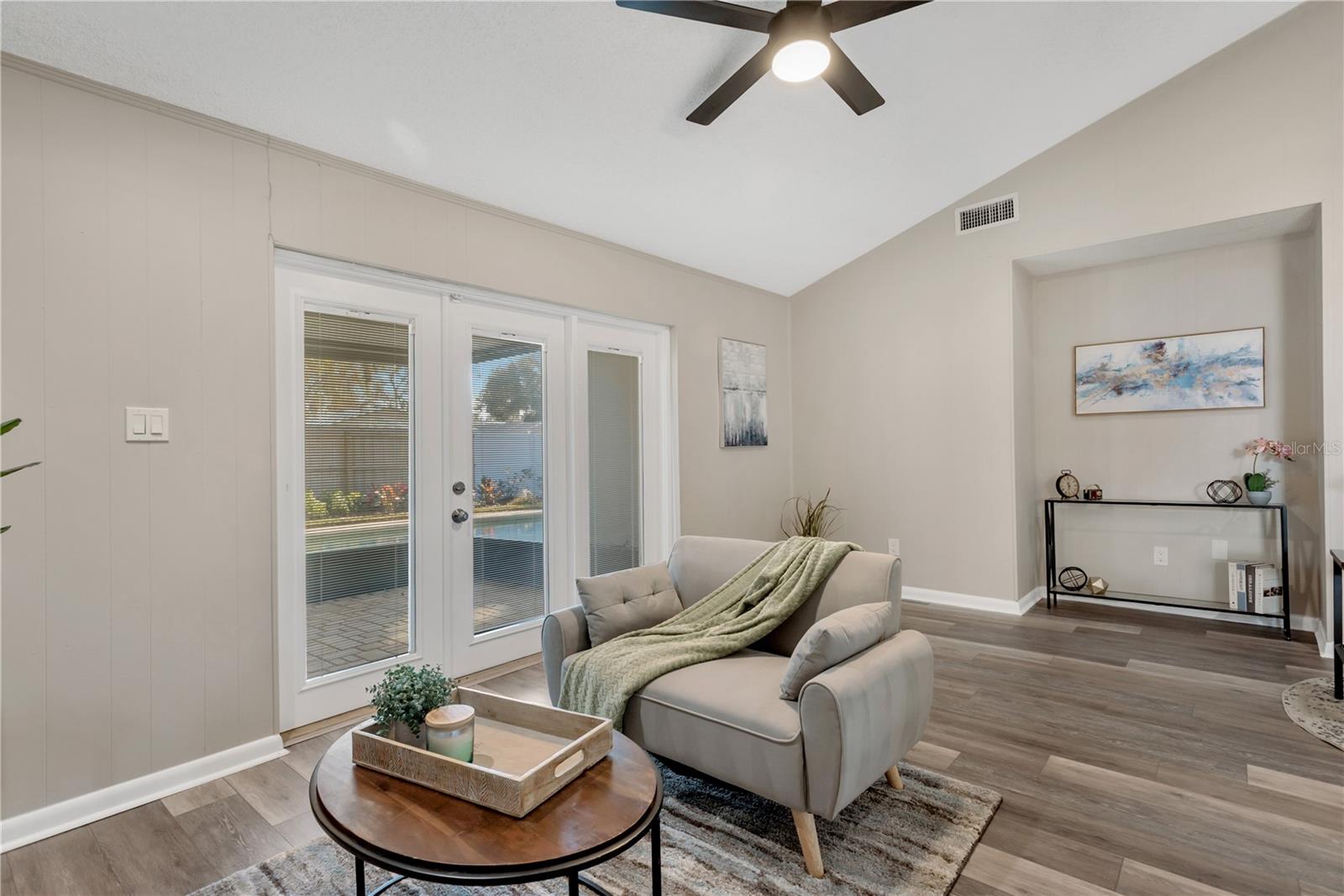 Image 9 of 27 For 3727 Coppertree Circle