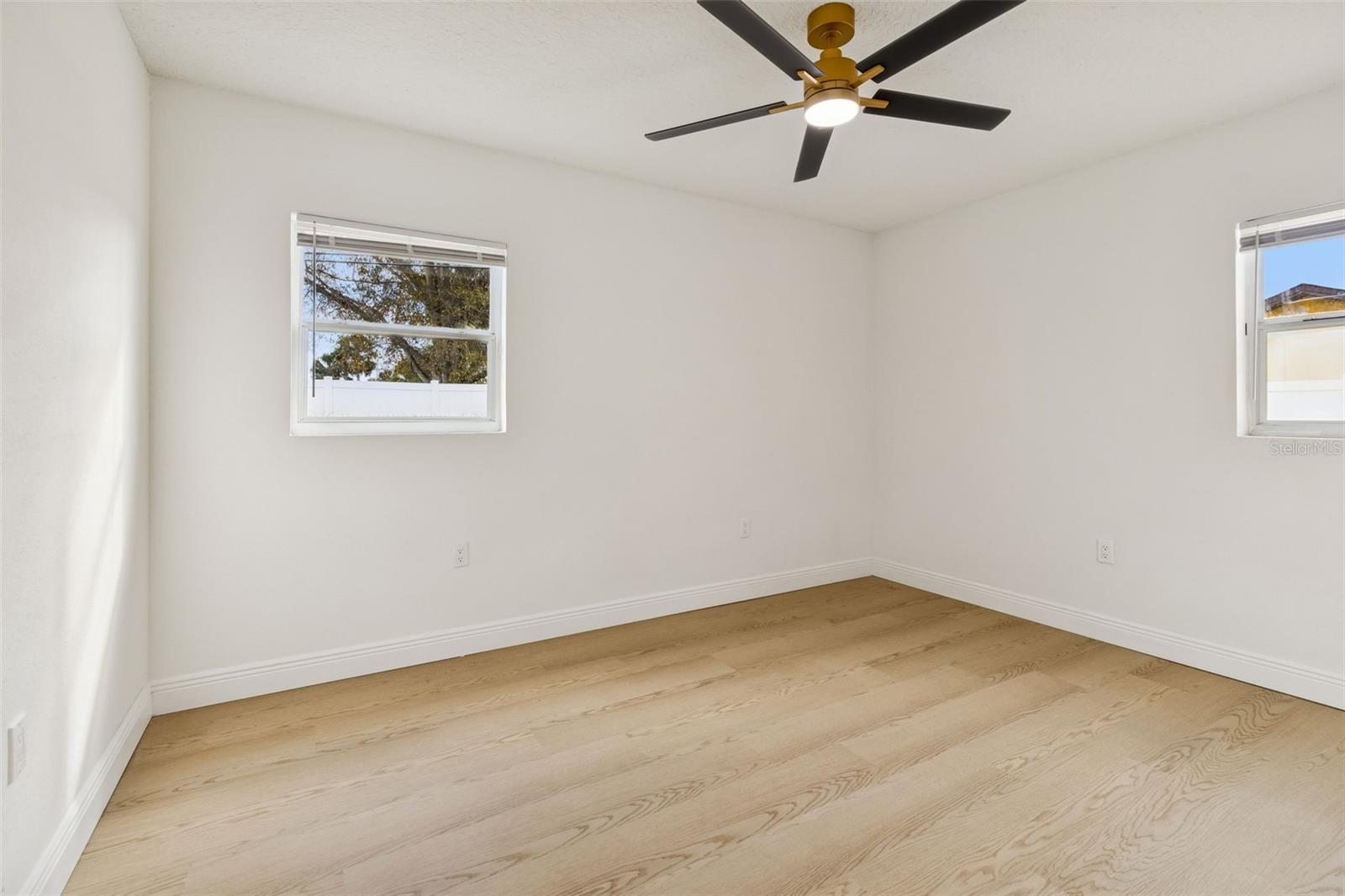 Image 42 of 98 For 7910 Powhatan Avenue