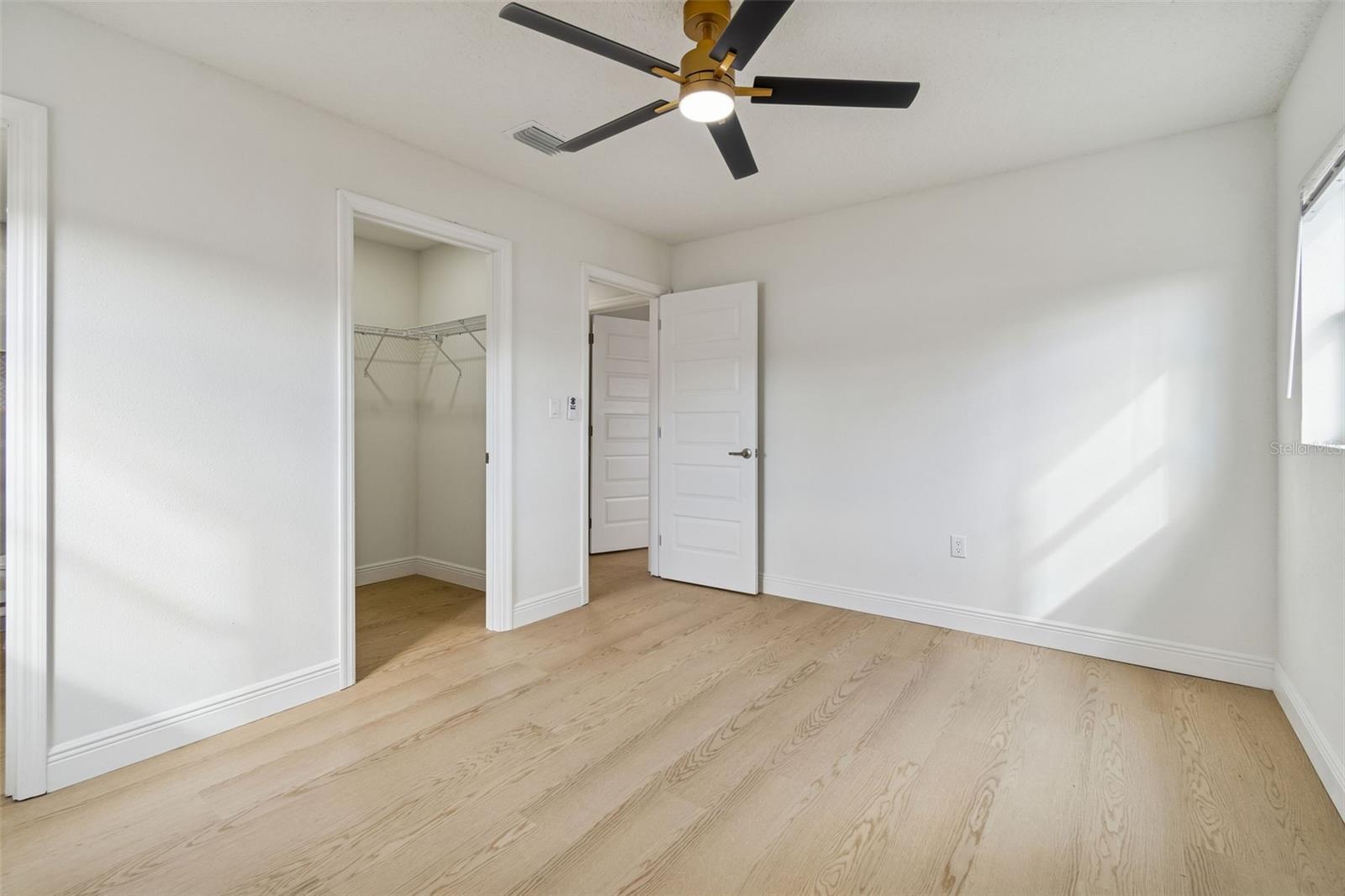 Image 44 of 98 For 7910 Powhatan Avenue