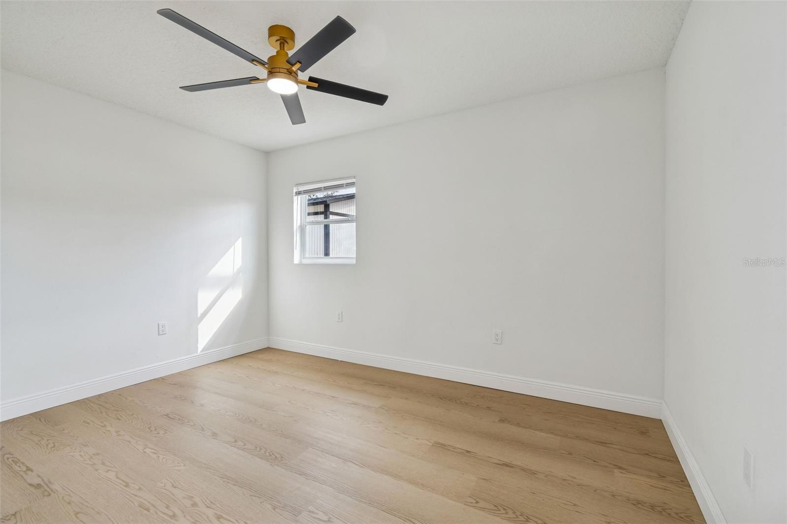 Image 45 of 98 For 7910 Powhatan Avenue