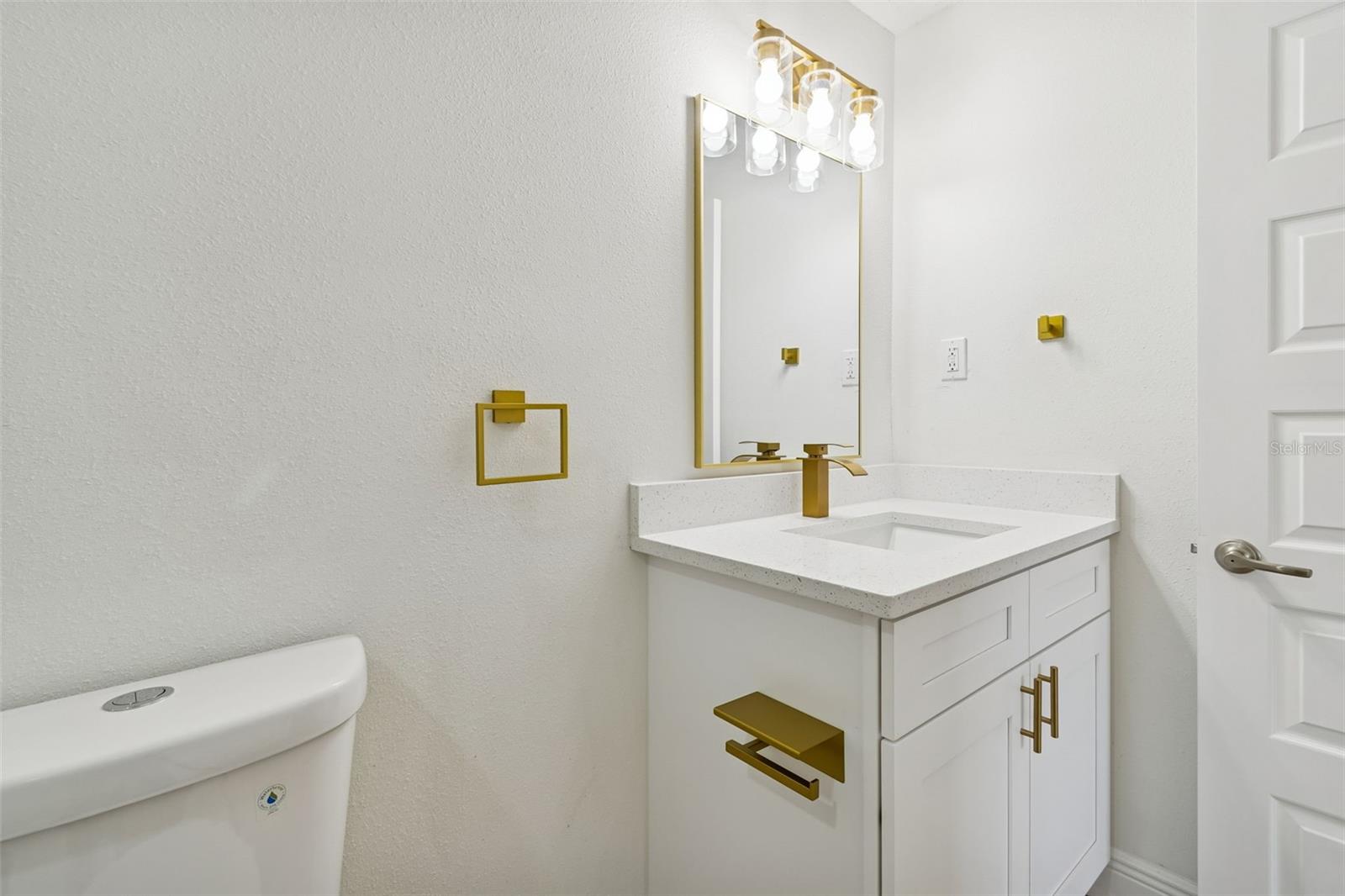 Image 56 of 98 For 7910 Powhatan Avenue