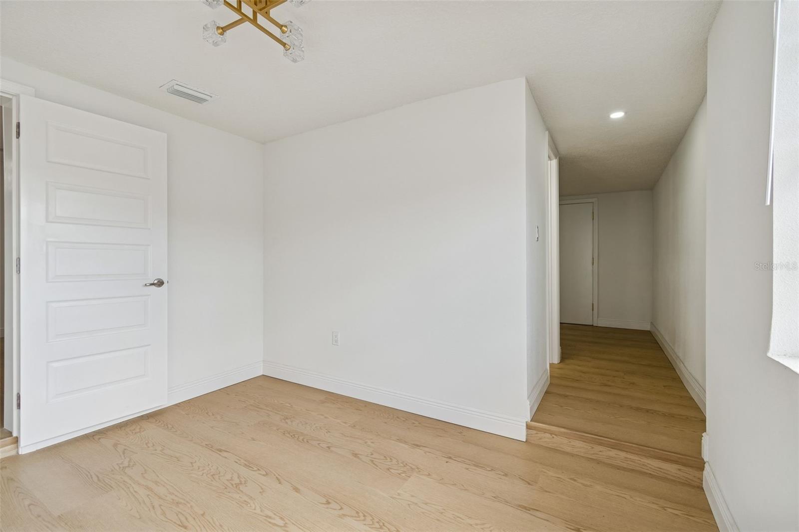 Image 60 of 98 For 7910 Powhatan Avenue