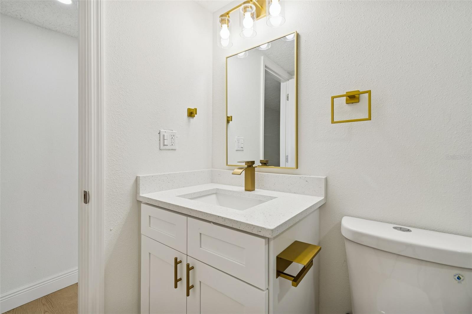 Image 67 of 98 For 7910 Powhatan Avenue