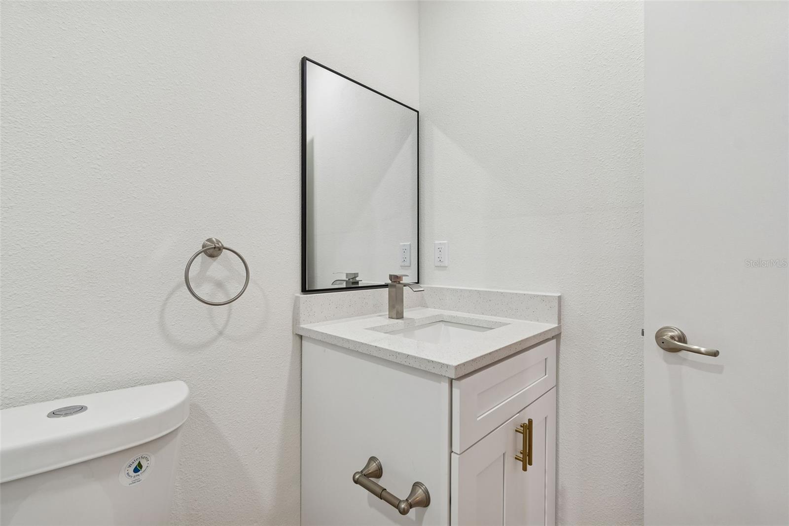 Image 84 of 98 For 7910 Powhatan Avenue