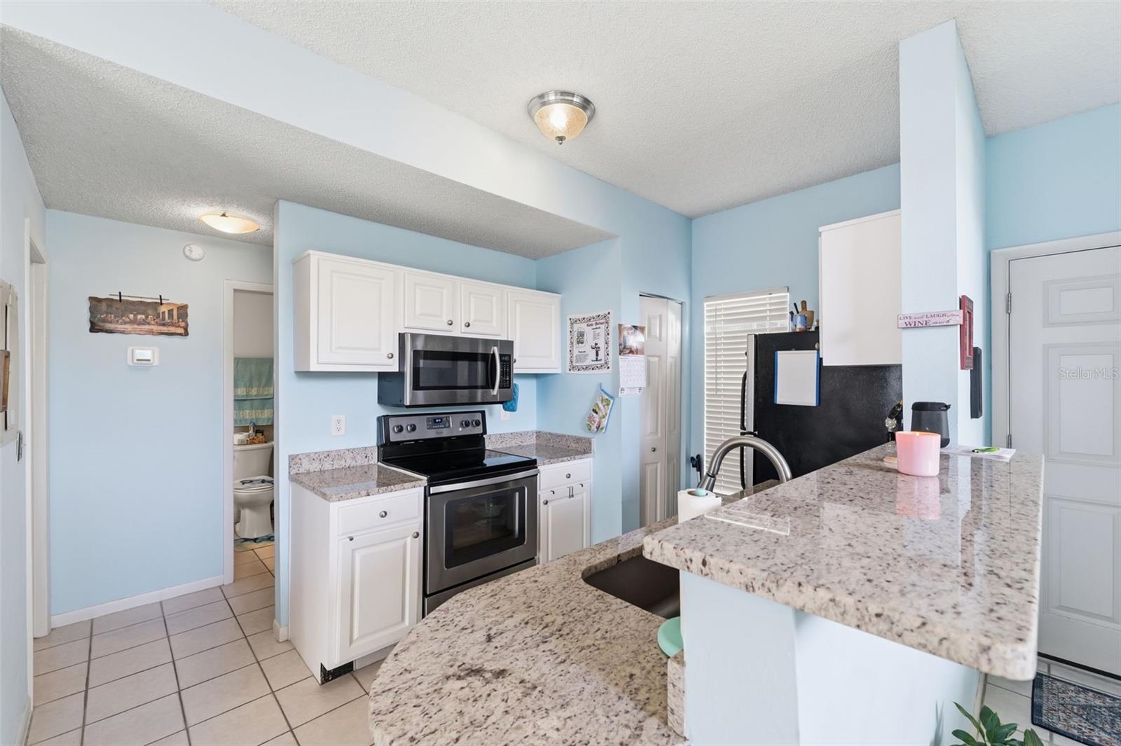 Image 14 of 37 For 12245 Armenia Gables Circle 12245