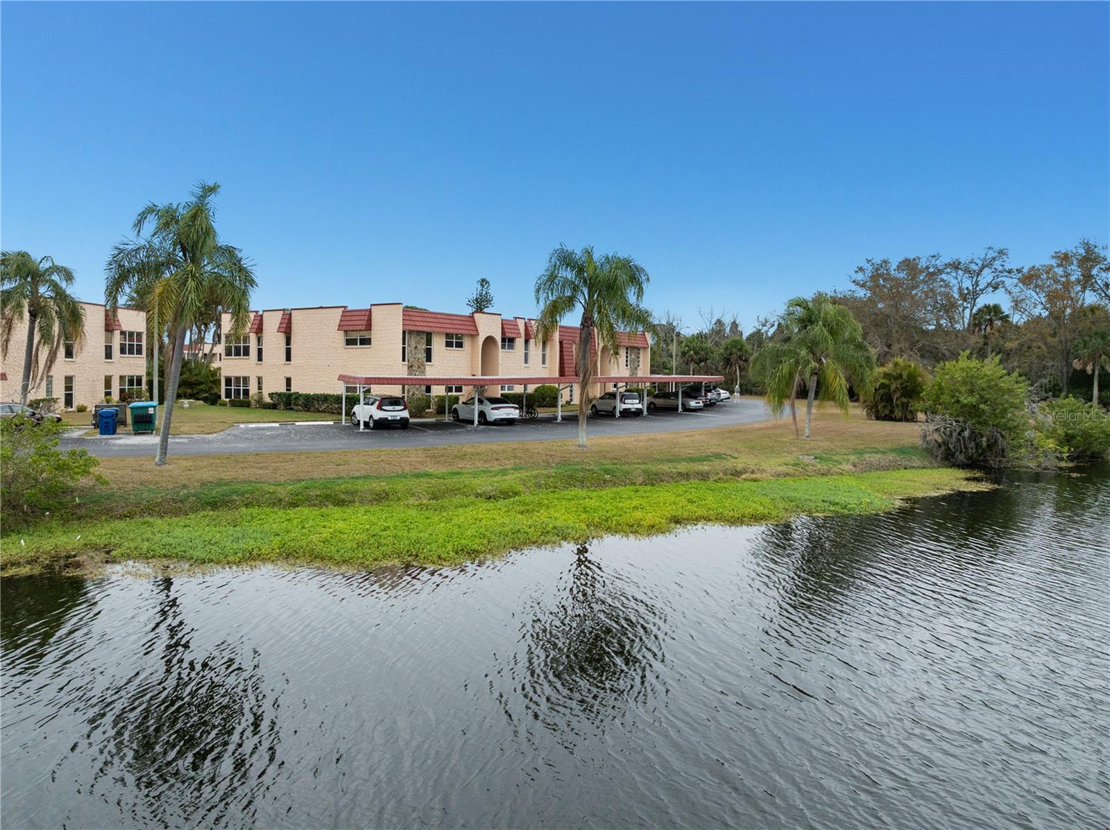 Image 28 of 33 For 116 Dogwood Circle 116