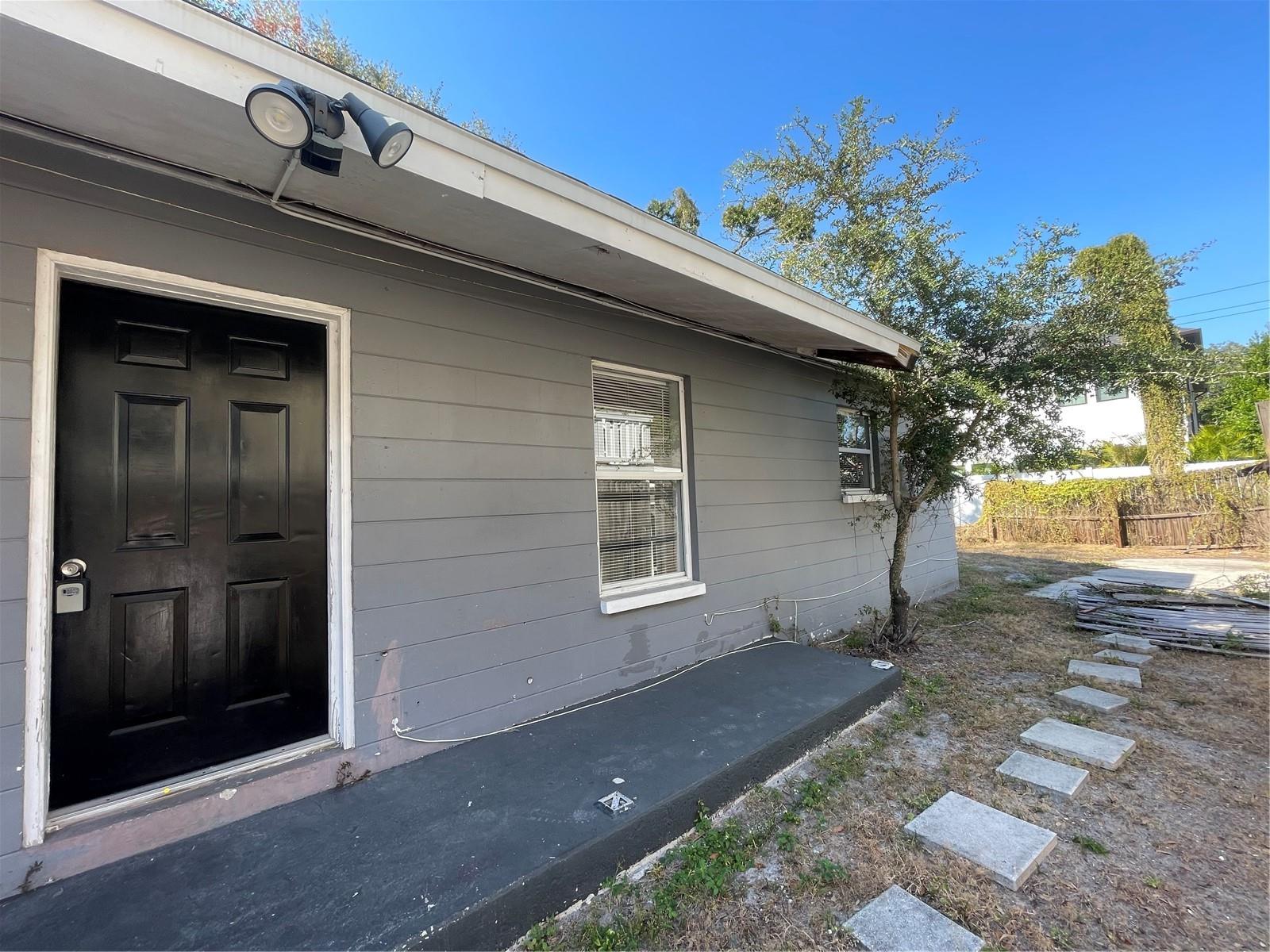 Image 24 of 24 For 1311 Lemon Street