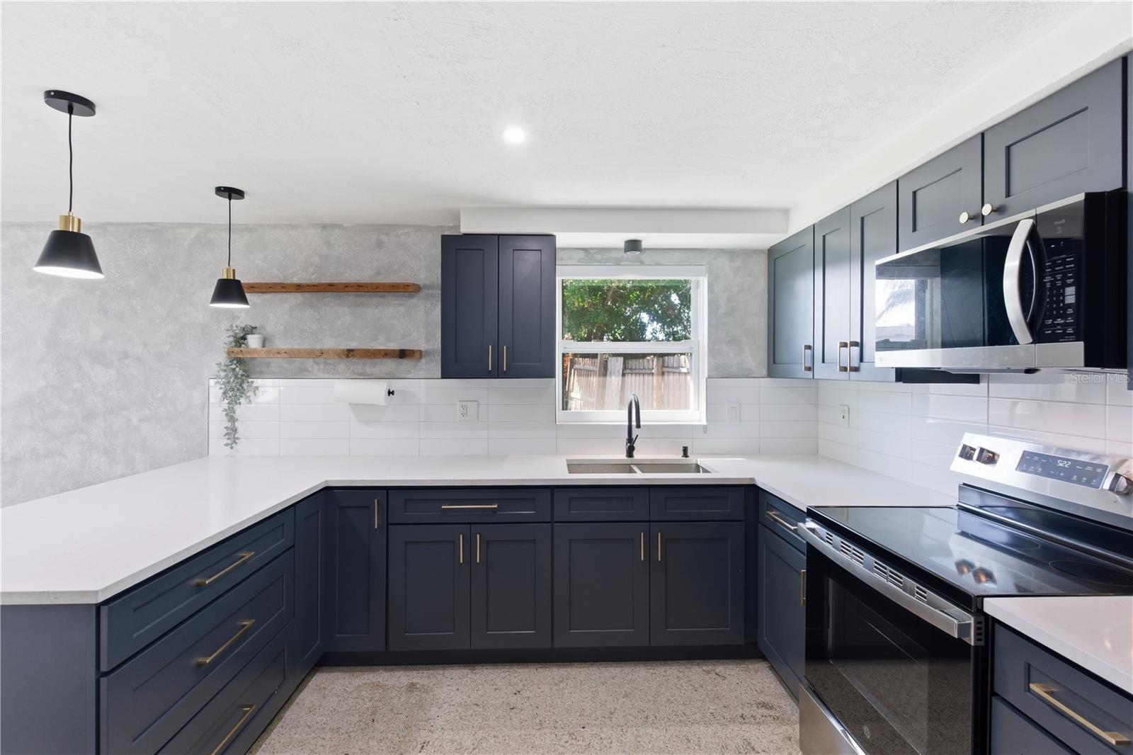 Image 19 of 30 For 3922 Darlington Road