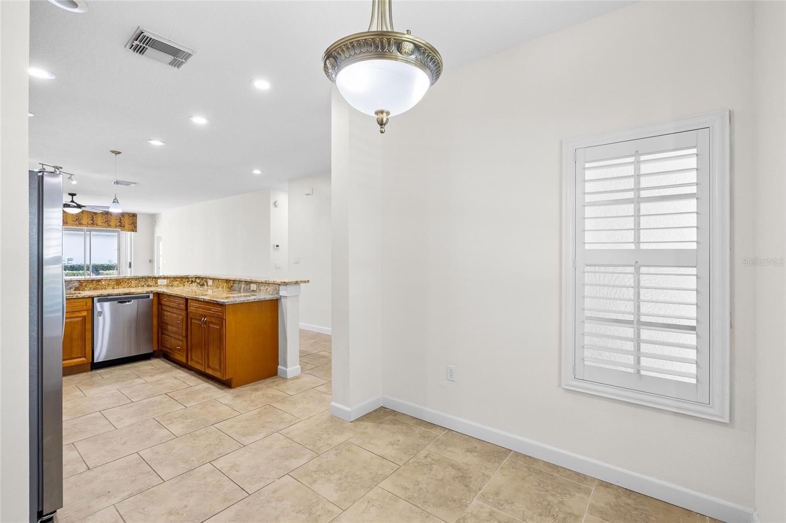 Image 12 of 42 For 10422 Mulligan Court