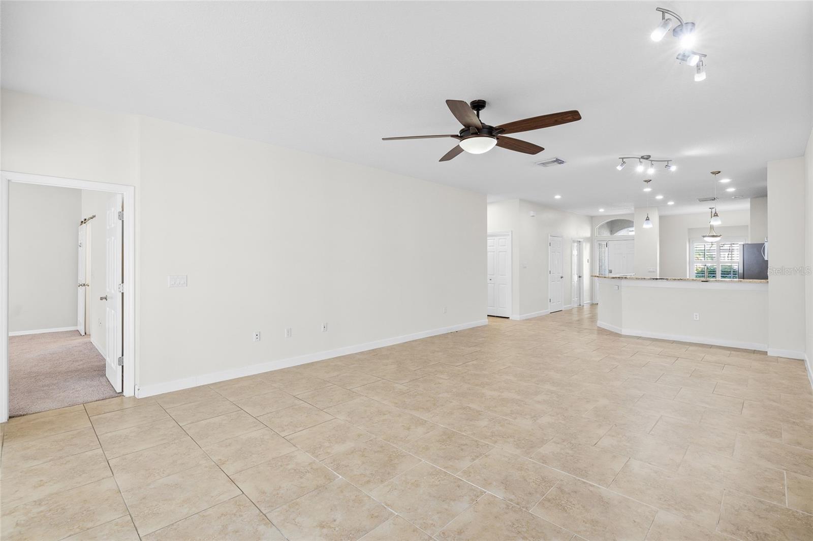 Image 14 of 42 For 10422 Mulligan Court