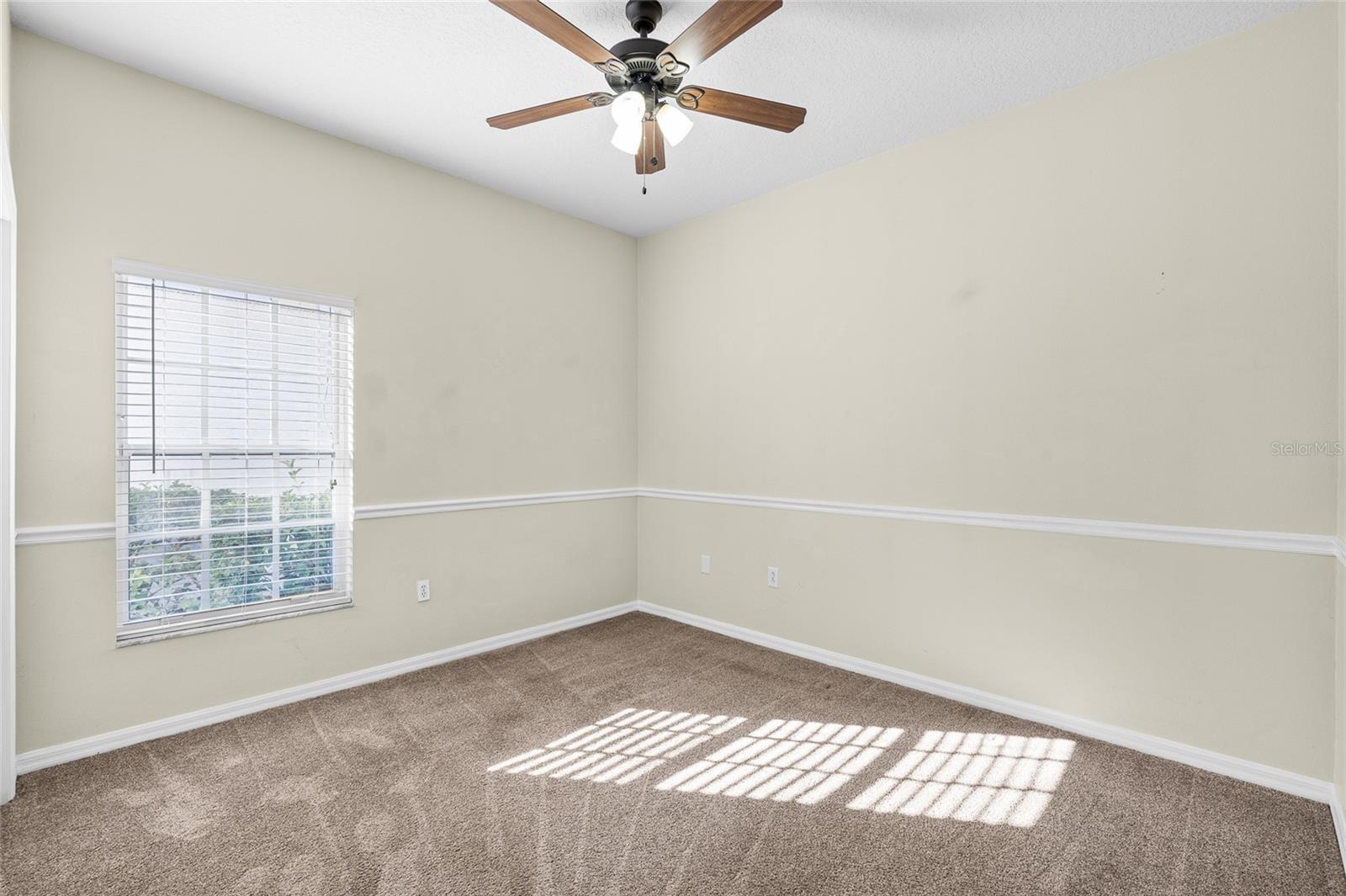 Image 20 of 42 For 10422 Mulligan Court