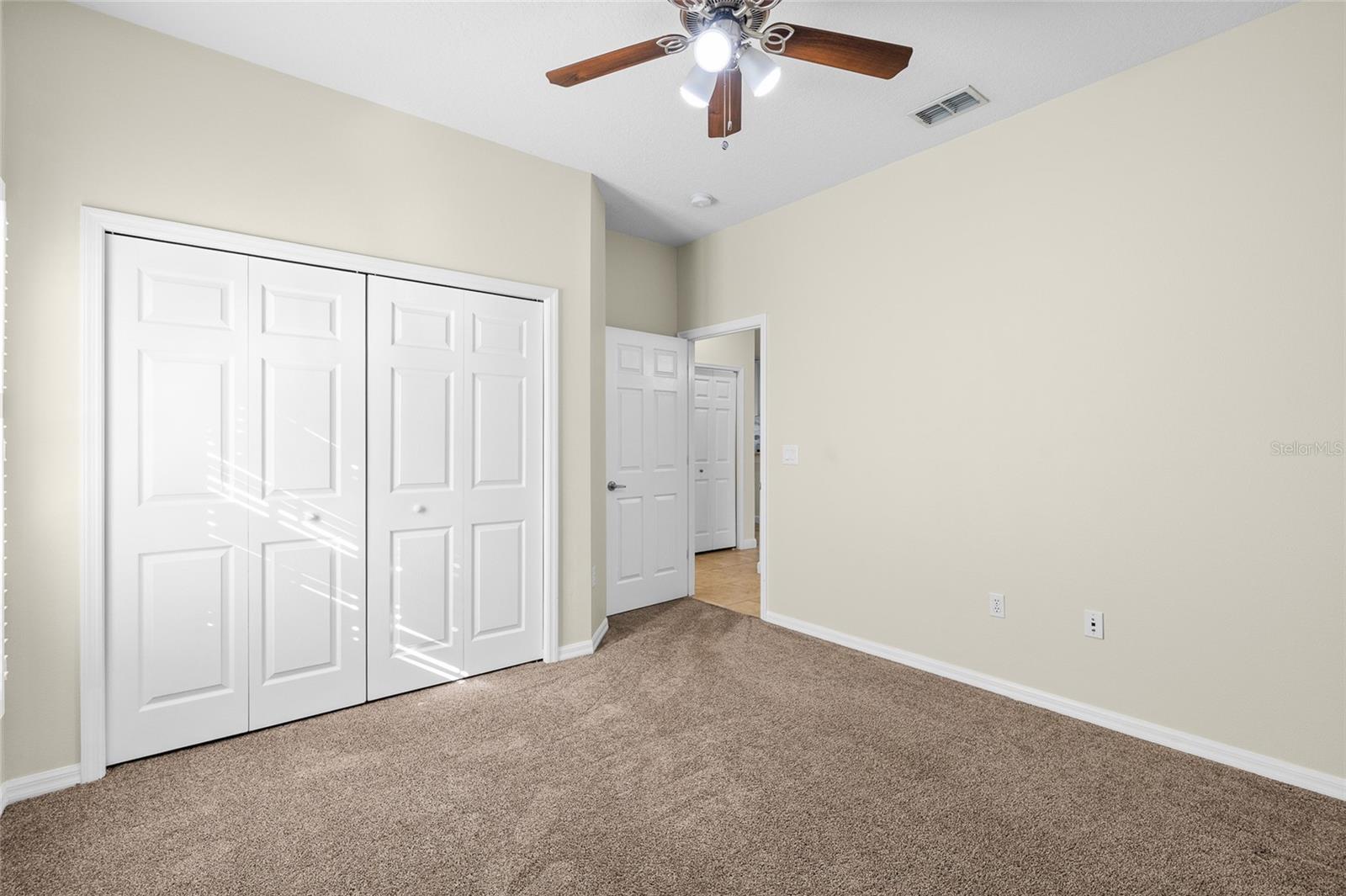 Image 23 of 42 For 10422 Mulligan Court