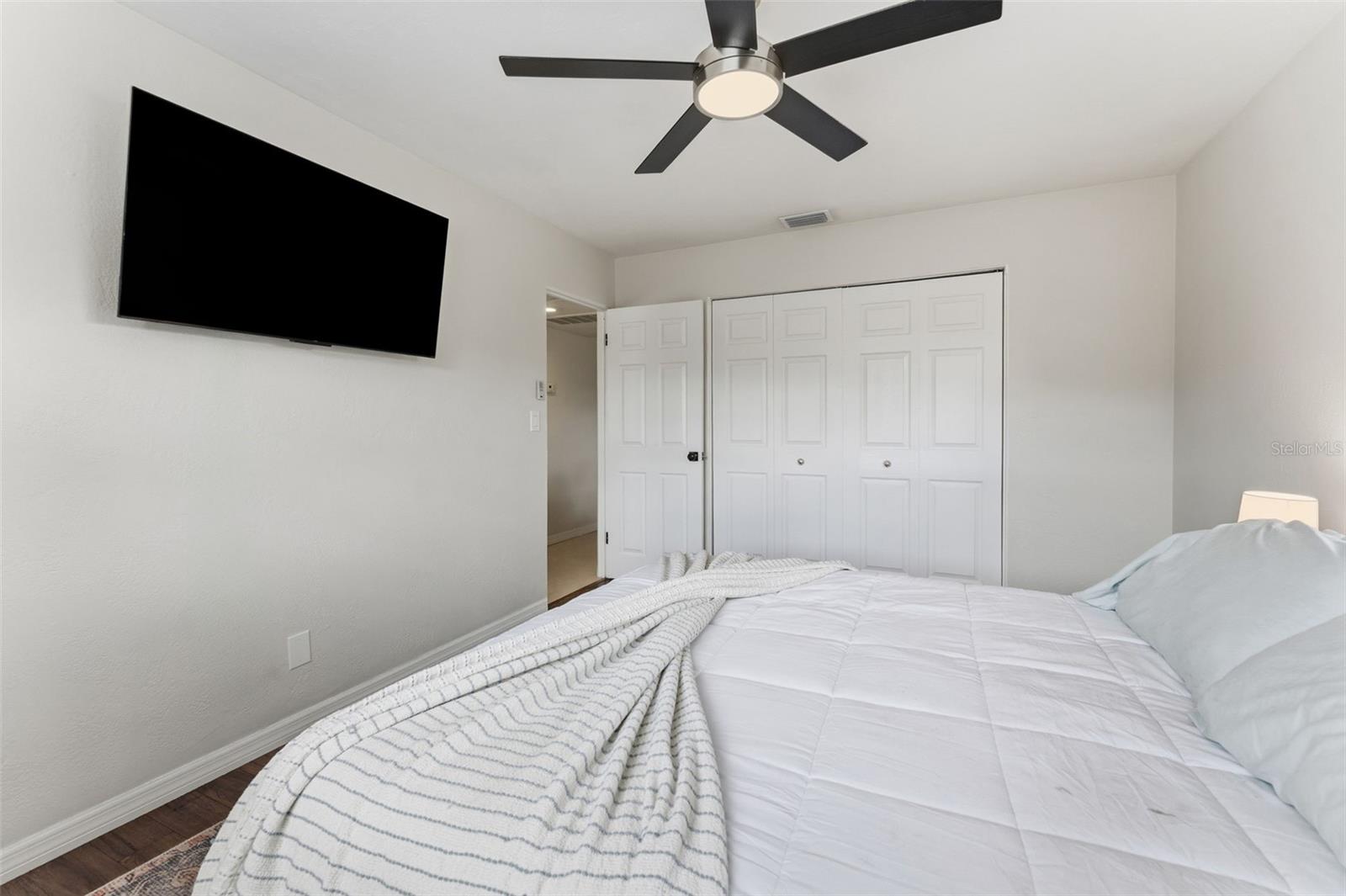 Image 33 of 50 For 1824 59th Way N