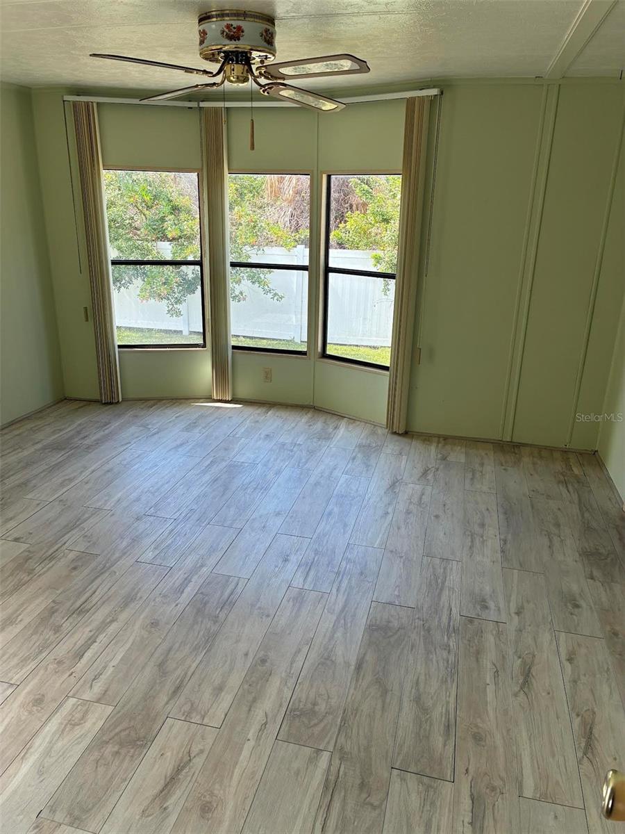 Image 8 of 17 For 3121 Birkdale Drive