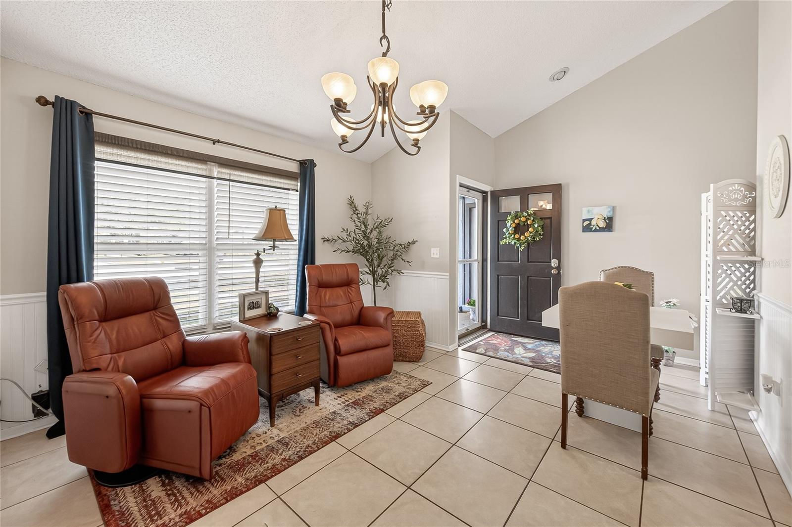 Image 6 of 17 For 3242 Laurel Dale Drive