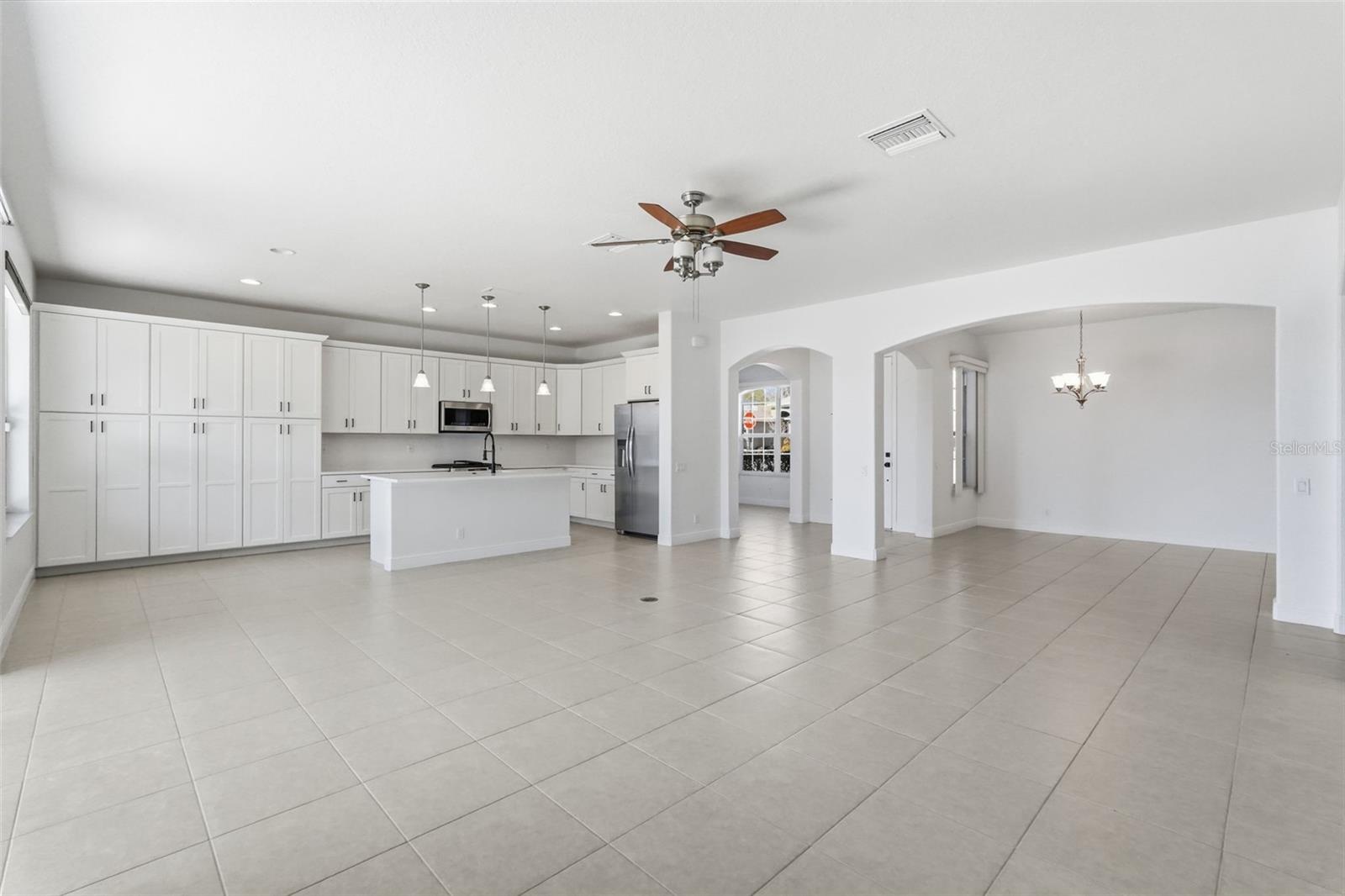 Image 10 of 53 For 9106 Luncarty Drive