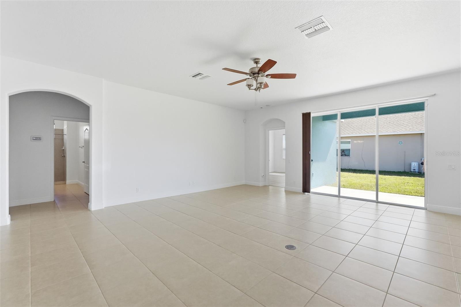 Image 13 of 53 For 9106 Luncarty Drive