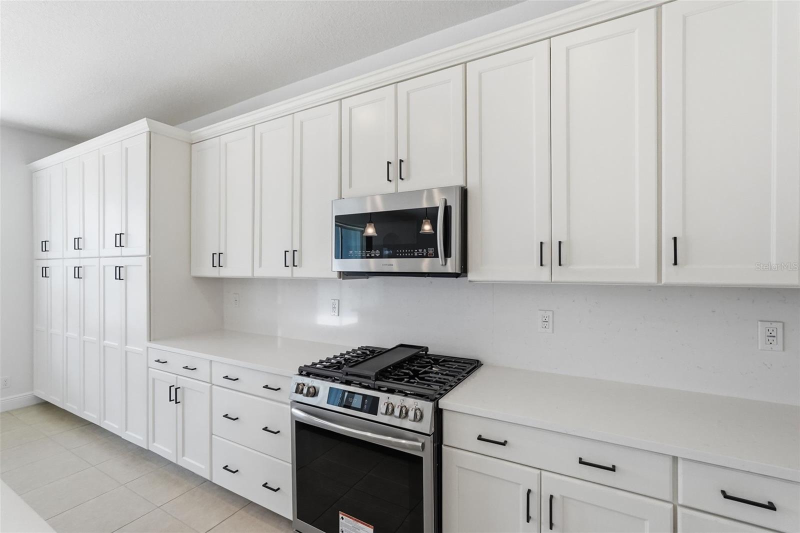 Image 16 of 53 For 9106 Luncarty Drive